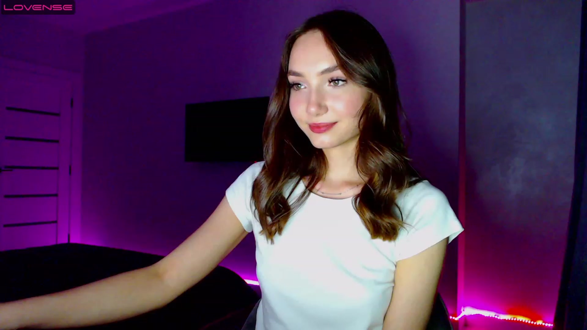 Gallery image thumbnail from Browncat04's myfreecams stream on, 05/30/2023, 19:28 image 4 of 20