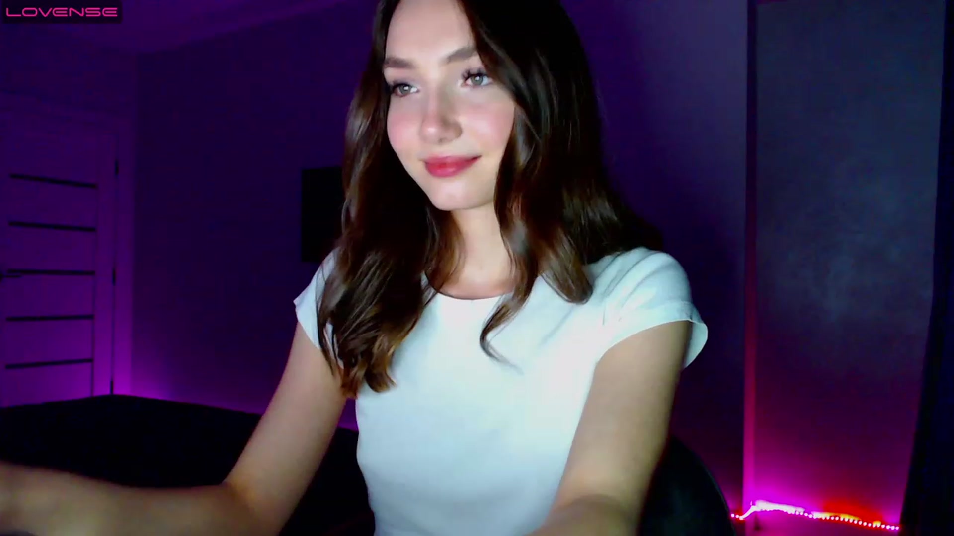 Gallery image thumbnail from Browncat04's myfreecams stream on, 05/30/2023, 19:28 image 3 of 20