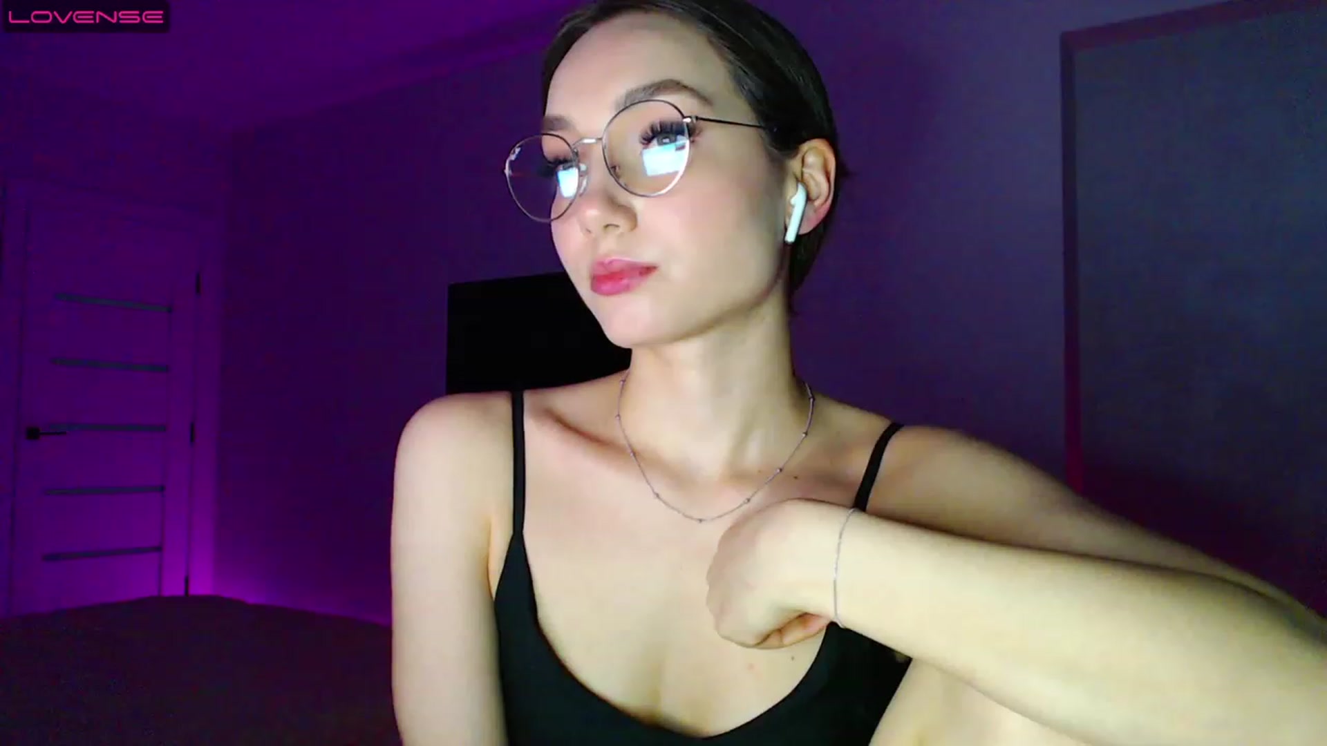 Gallery image thumbnail from Browncat04's myfreecams stream on, 06/11/2023, 17:11 image 2 of 20