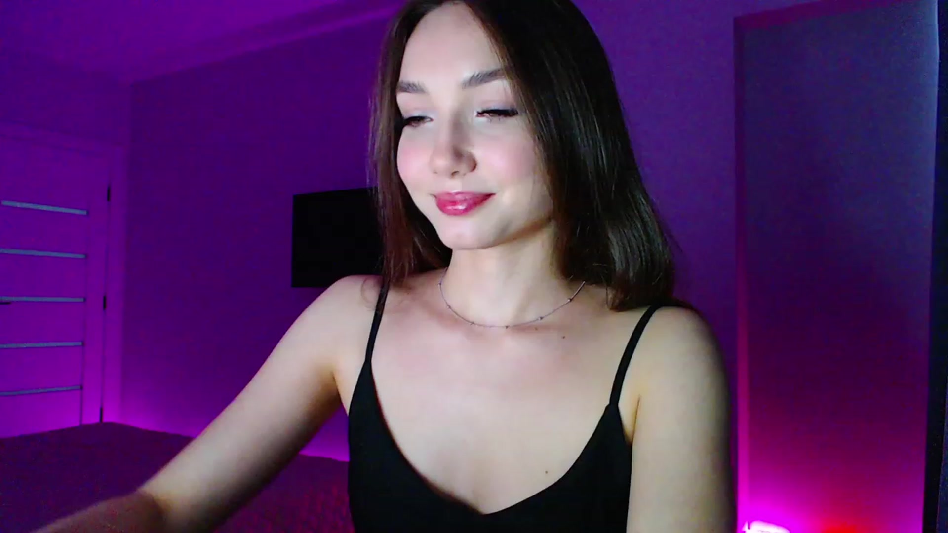 Gallery image thumbnail from Browncat04's myfreecams stream on, 06/21/2023, 18:13 image 1 of 20