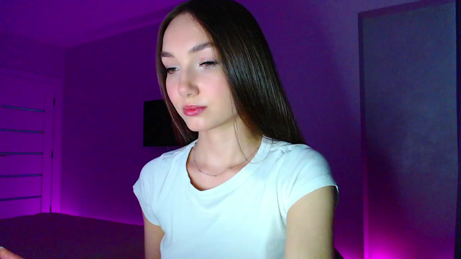 Gallery image thumbnail from Browncat04's myfreecams stream on, 06/28/2023, 18:15 image 1 of 20