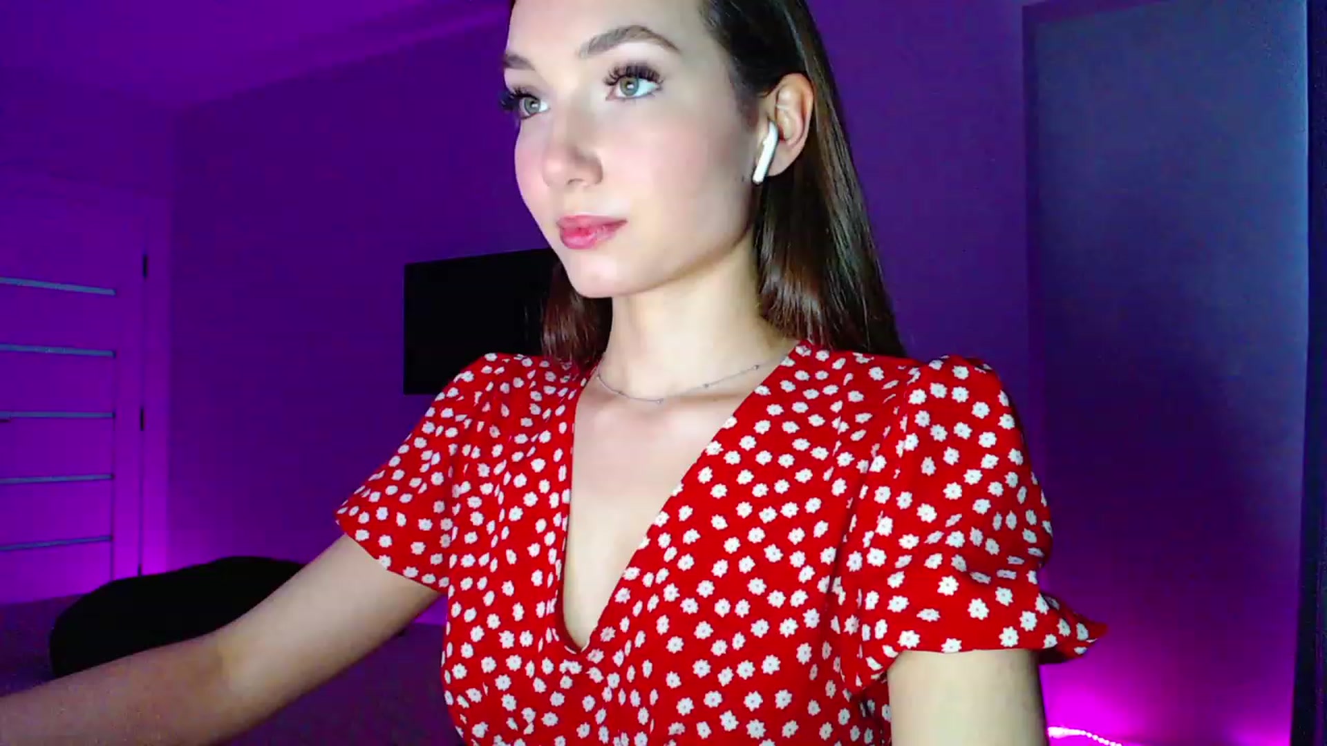 Gallery image thumbnail from Browncat04's myfreecams stream on, 06/29/2023, 17:47 image 4 of 20