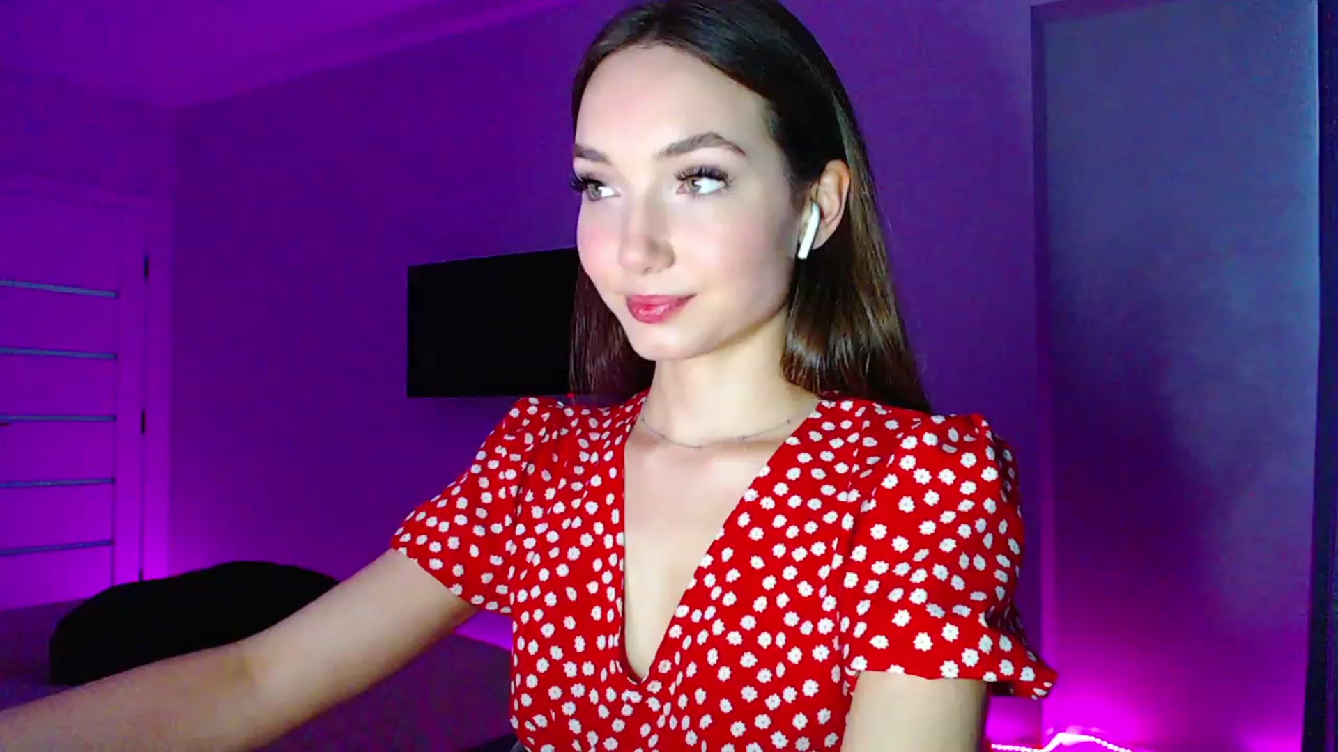 Gallery image thumbnail from Browncat04's myfreecams stream on, 06/29/2023, 17:47 image 7 of 20