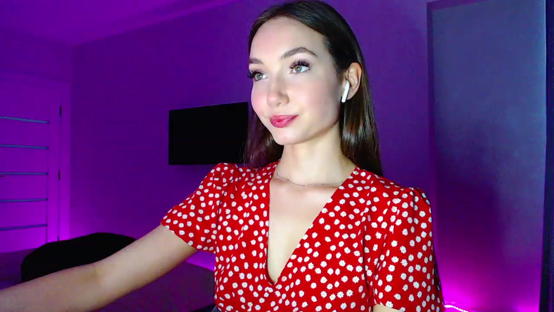 Gallery image thumbnail from Browncat04's myfreecams stream on, 06/29/2023, 17:47 image 8 of 20