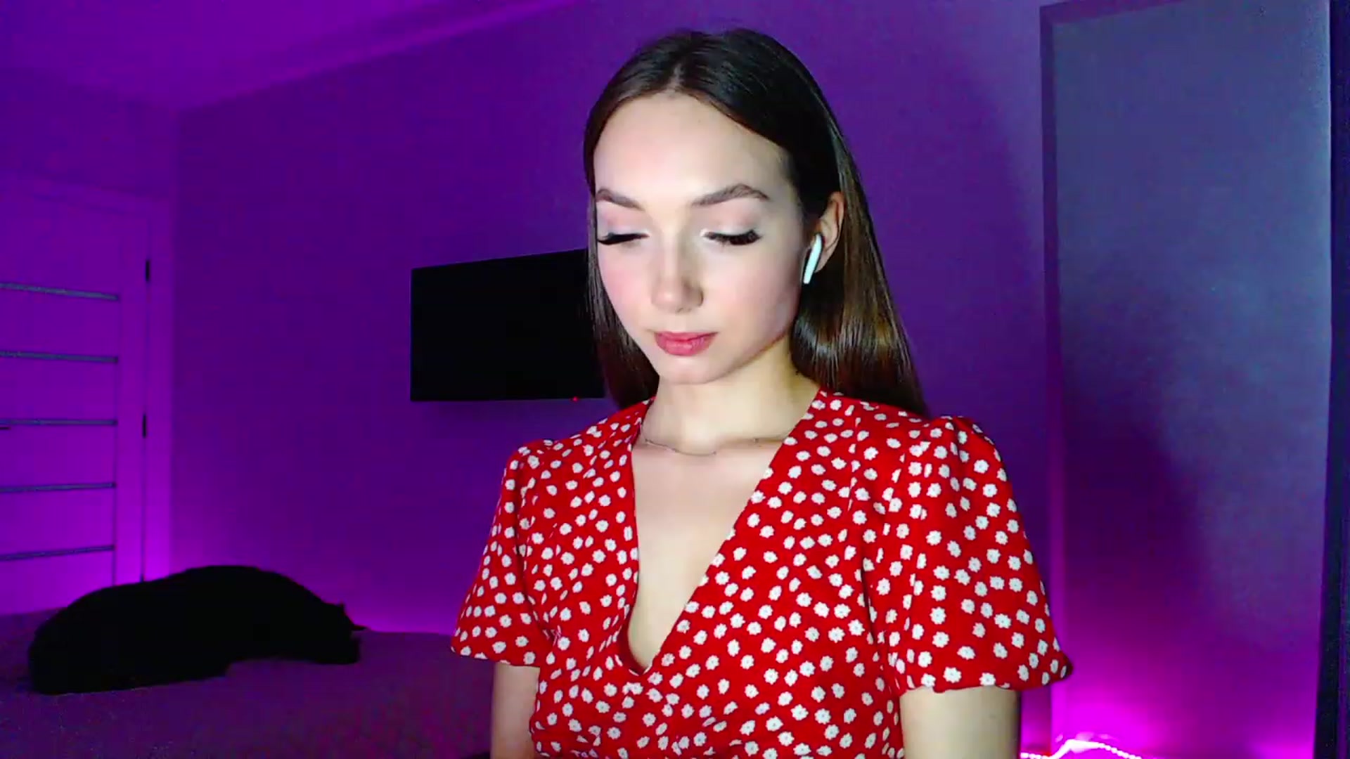 Gallery image thumbnail from Browncat04's myfreecams stream on, 06/29/2023, 17:47 image 20 of 20