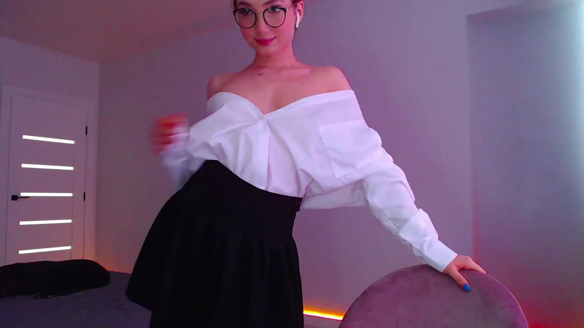 Gallery image thumbnail from Browncat04's myfreecams stream on, 07/12/2023, 14:00 image 17 of 20