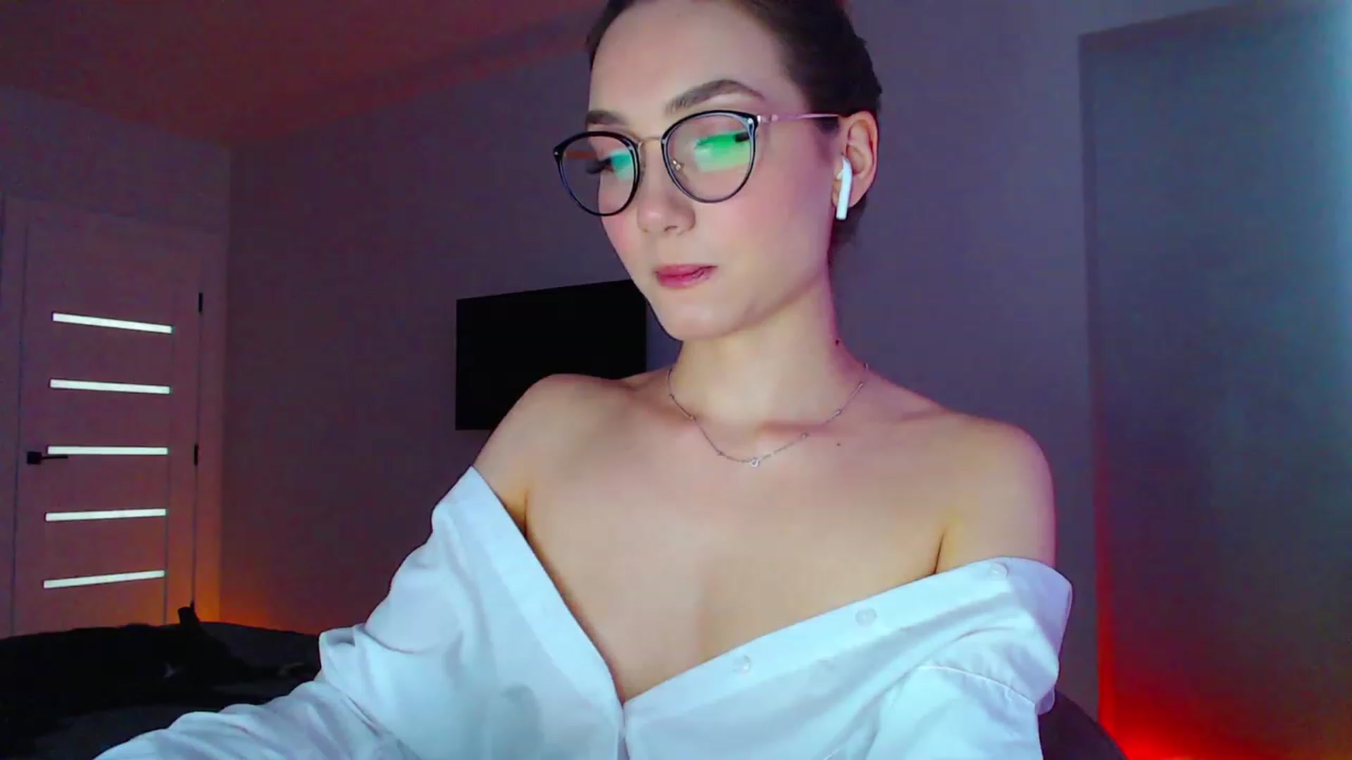 Gallery image thumbnail from Browncat04's myfreecams stream on, 07/12/2023, 14:00 image 5 of 20