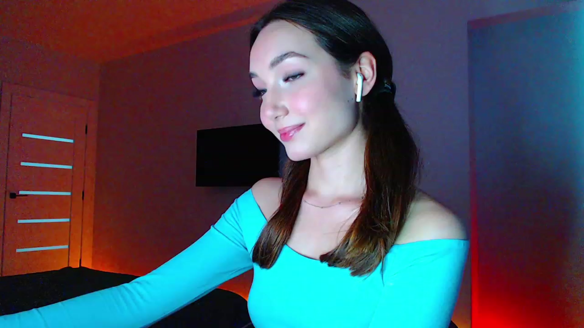 Gallery image thumbnail from Browncat04's myfreecams stream on, 07/14/2023, 16:52 image 16 of 20