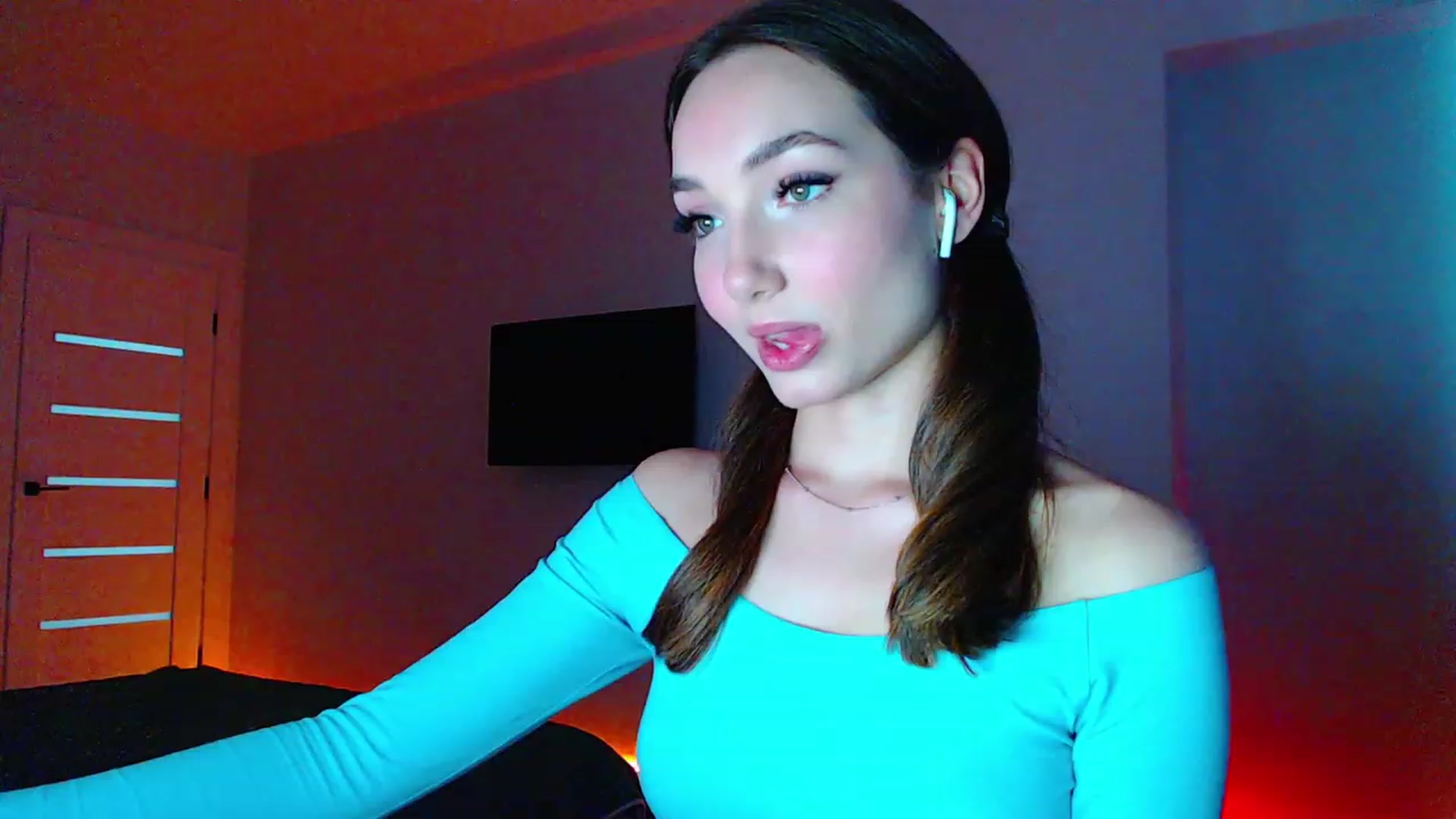 Gallery image thumbnail from Browncat04's myfreecams stream on, 07/14/2023, 16:52 image 14 of 20