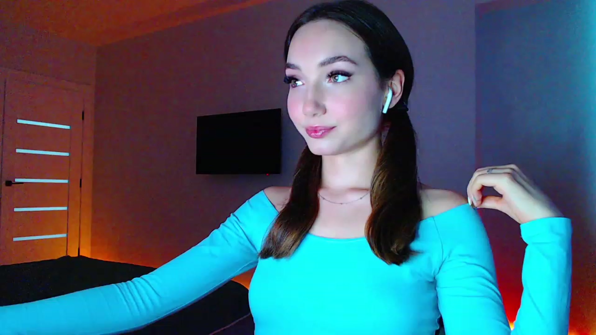 Gallery image thumbnail from Browncat04's myfreecams stream on, 07/14/2023, 16:52 image 1 of 20