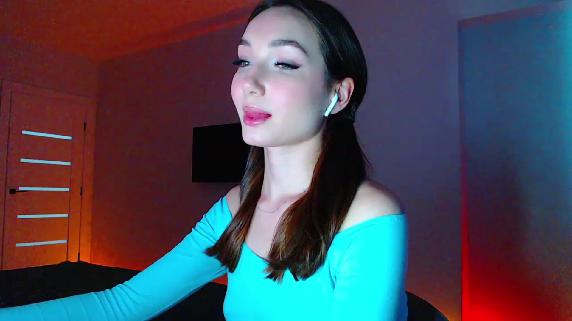 Gallery image thumbnail from Browncat04's myfreecams stream on, 07/14/2023, 16:52 image 18 of 20
