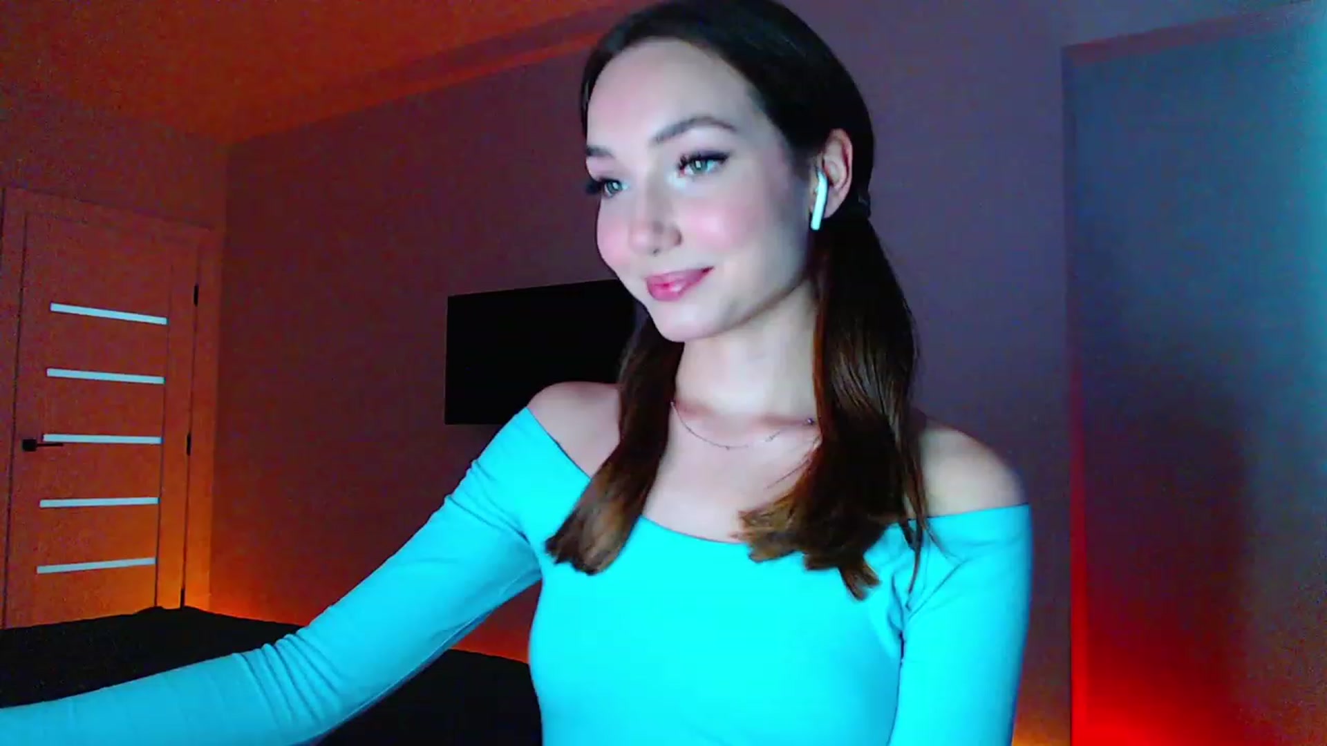 Gallery image thumbnail from Browncat04's myfreecams stream on, 07/14/2023, 16:52 image 19 of 20
