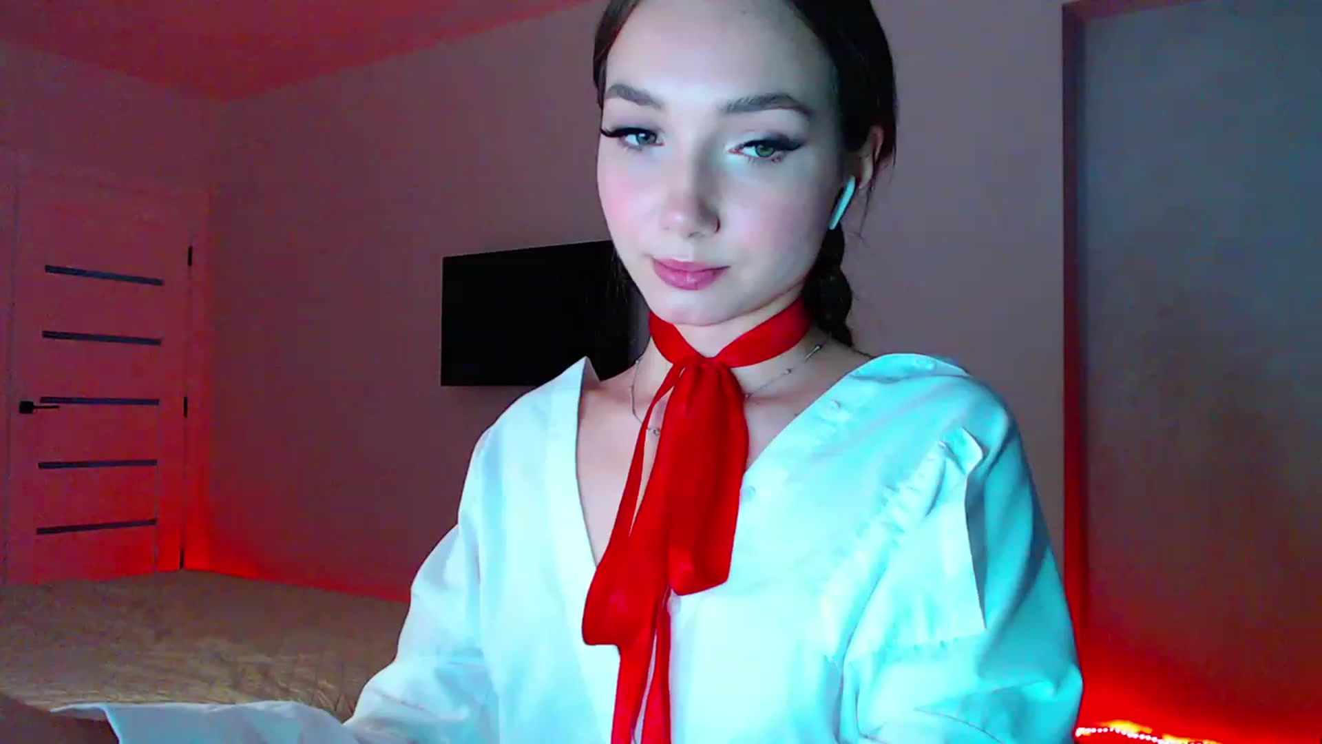 Gallery image thumbnail from Browncat04's myfreecams stream on, 07/19/2023, 18:13 image 9 of 20