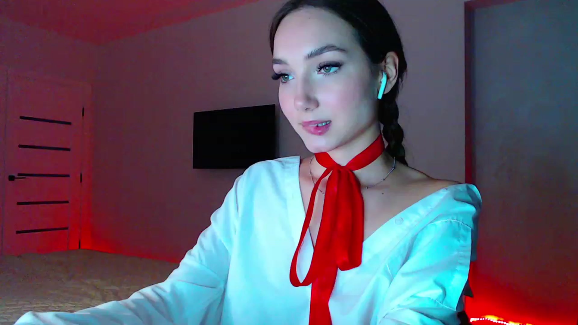 Gallery image thumbnail from Browncat04's myfreecams stream on, 07/19/2023, 18:13 image 17 of 20