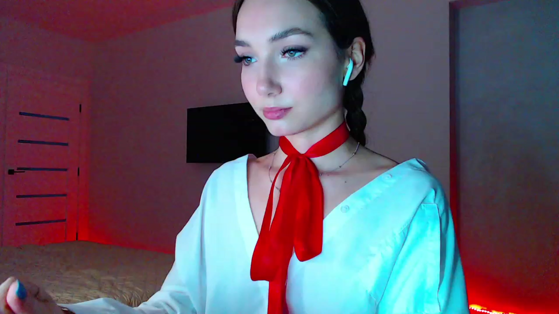 Gallery image thumbnail from Browncat04's myfreecams stream on, 07/19/2023, 18:13 image 8 of 20