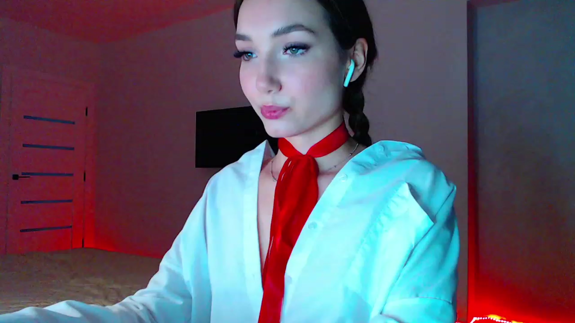Gallery image thumbnail from Browncat04's myfreecams stream on, 07/19/2023, 18:13 image 4 of 20