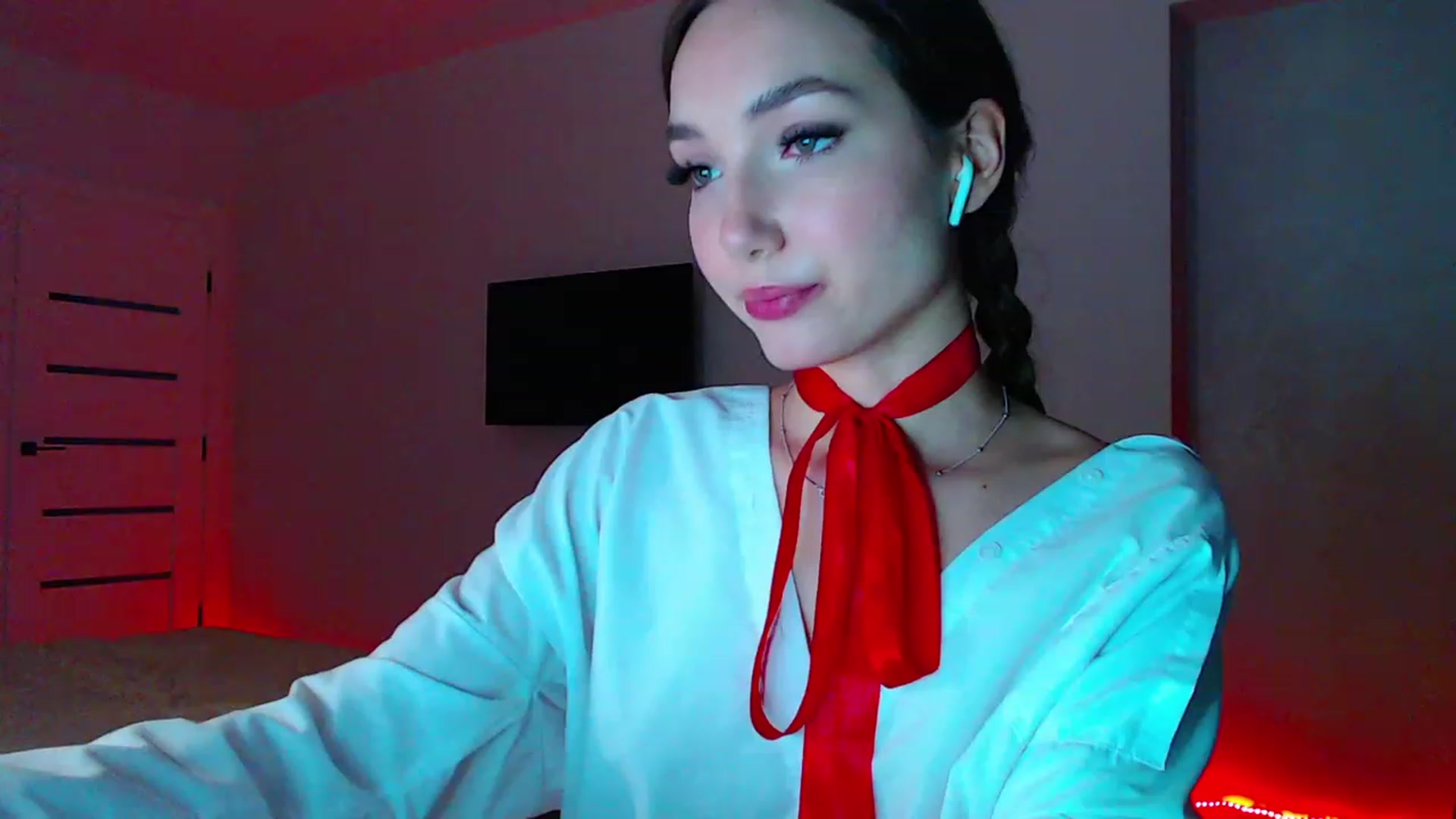 Gallery image thumbnail from Browncat04's myfreecams stream on, 07/19/2023, 18:13 image 15 of 20