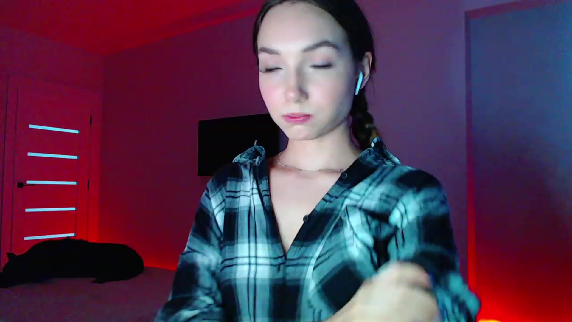 Gallery image thumbnail from Browncat04's myfreecams stream on, 07/28/2023, 16:05 image 14 of 20
