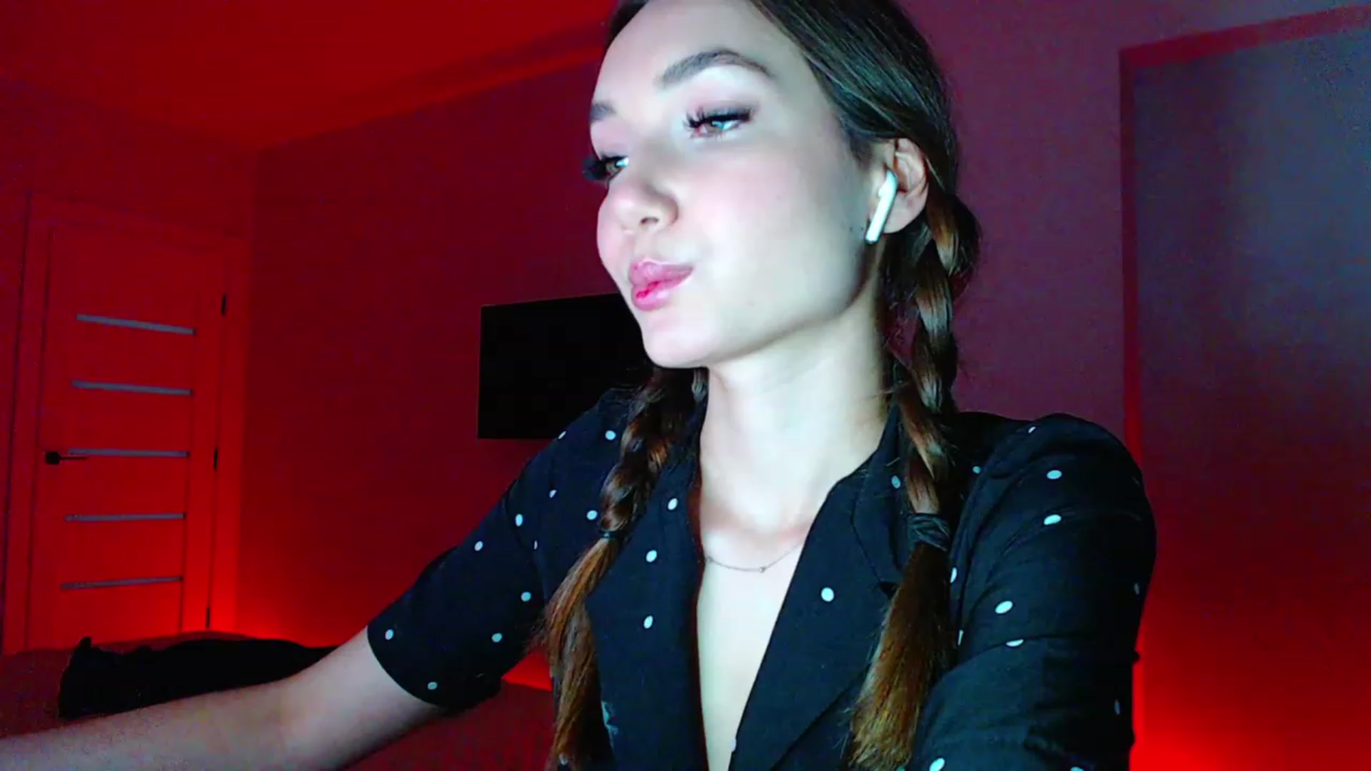Gallery image thumbnail from Browncat04's myfreecams stream on, 07/31/2023, 18:10 image 2 of 20