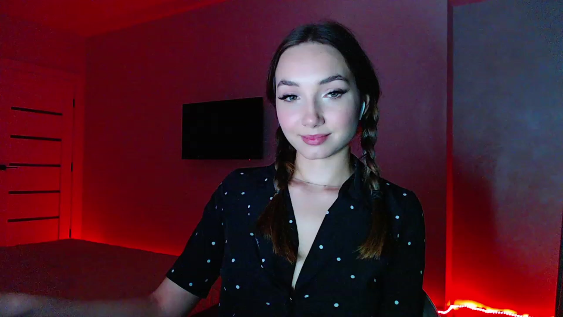 Gallery image thumbnail from Browncat04's myfreecams stream on, 07/31/2023, 18:10 image 19 of 20