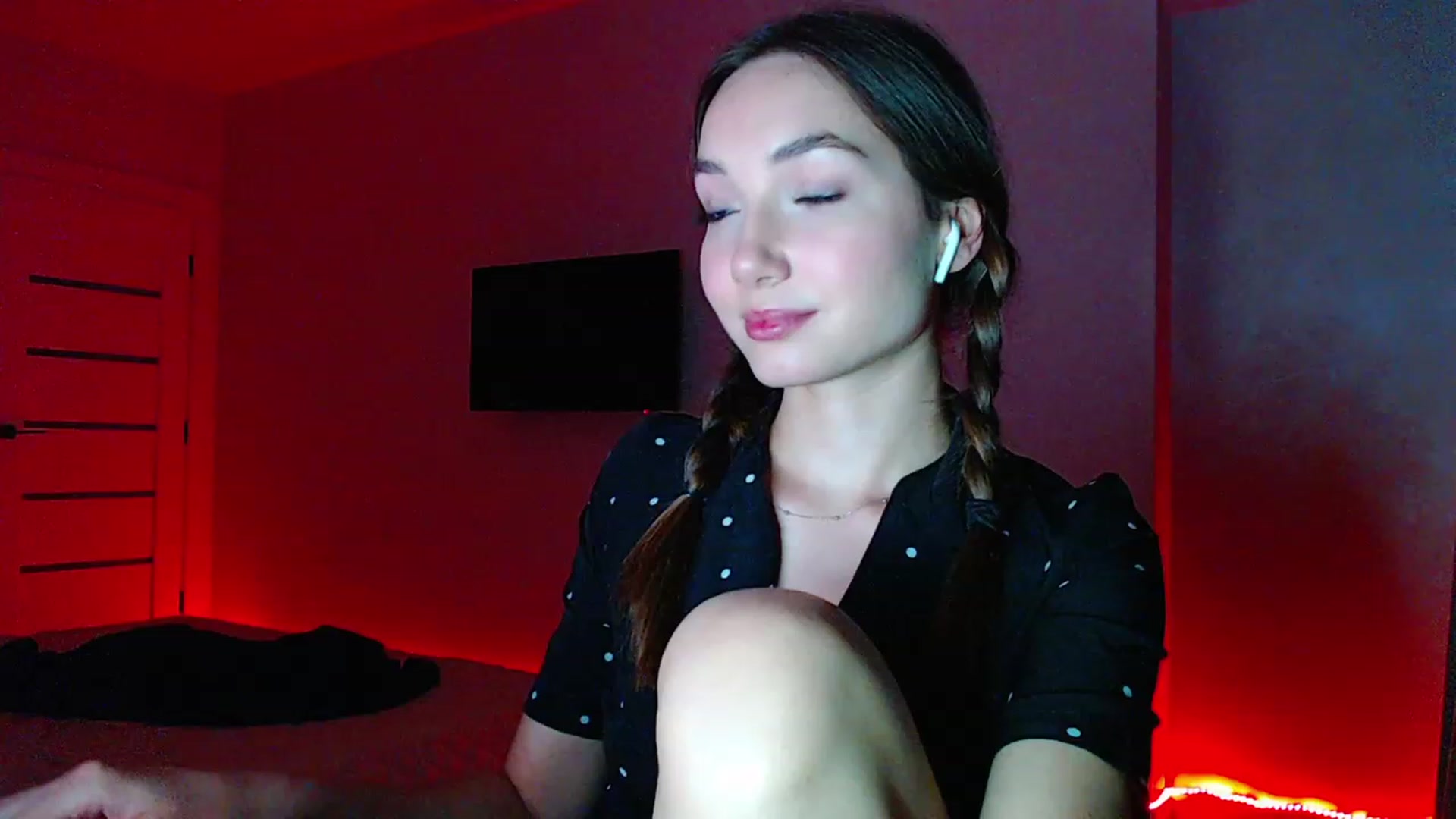 Gallery image thumbnail from Browncat04's myfreecams stream on, 07/31/2023, 18:10 image 12 of 20
