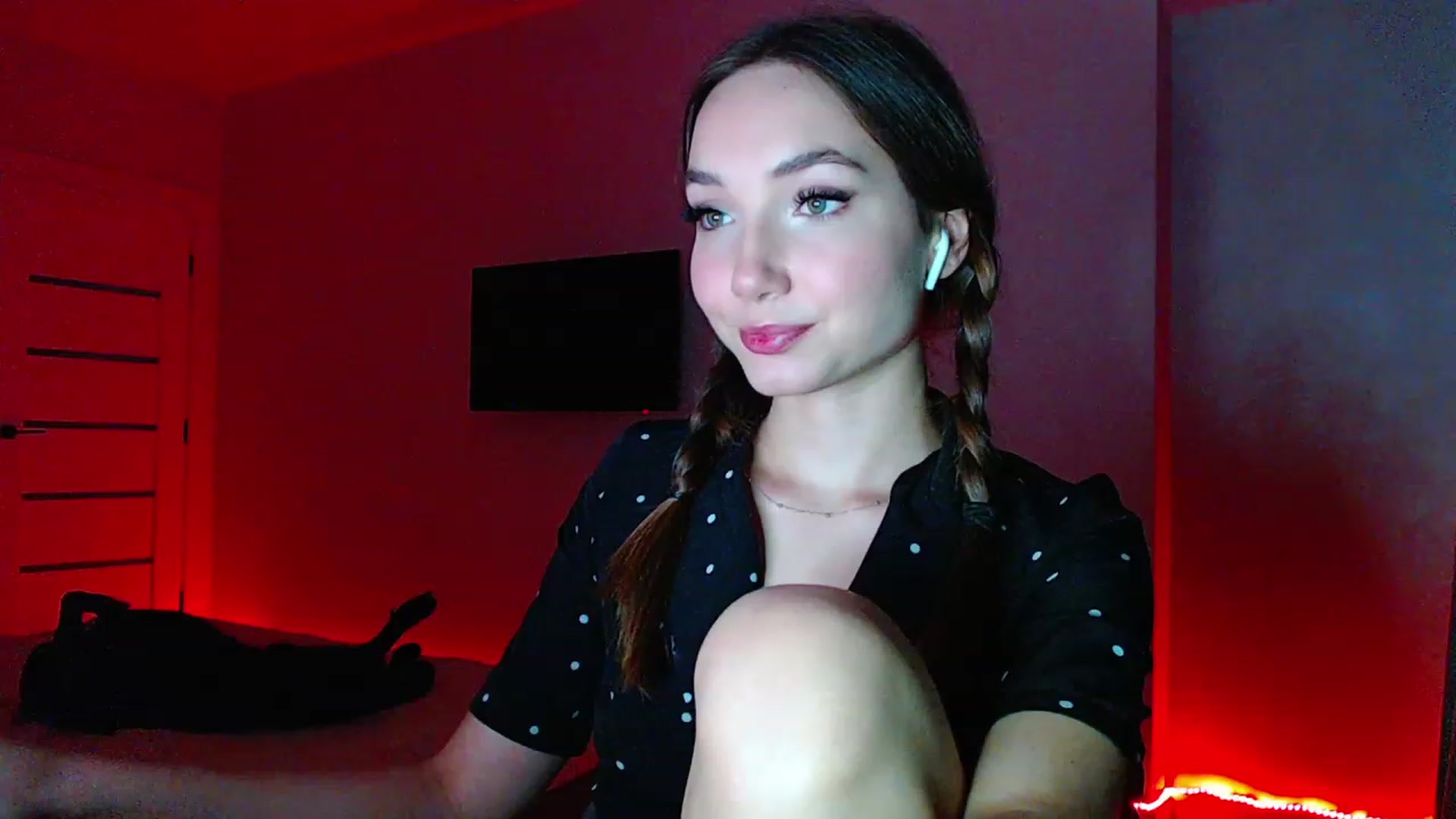 Gallery image thumbnail from Browncat04's myfreecams stream on, 07/31/2023, 18:10 image 11 of 20