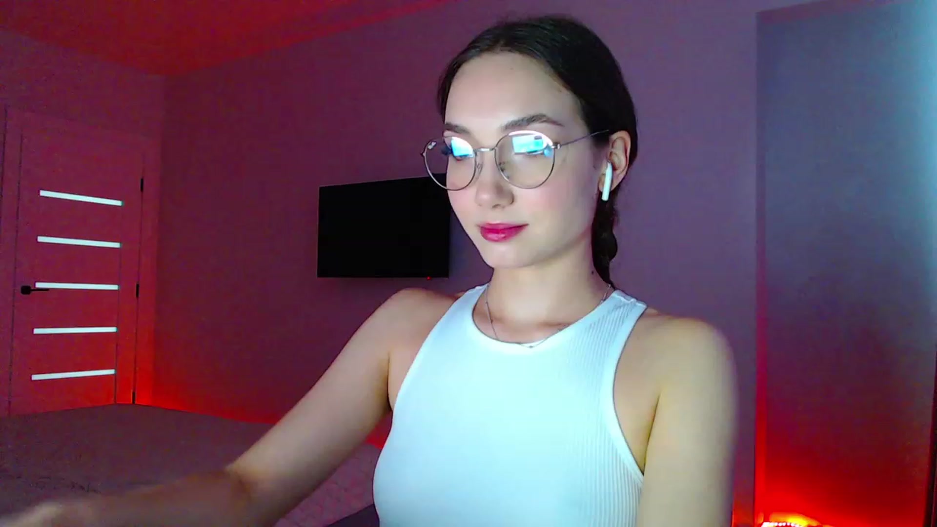 Gallery image thumbnail from Browncat04's myfreecams stream on, 08/12/2023, 14:16 image 1 of 20