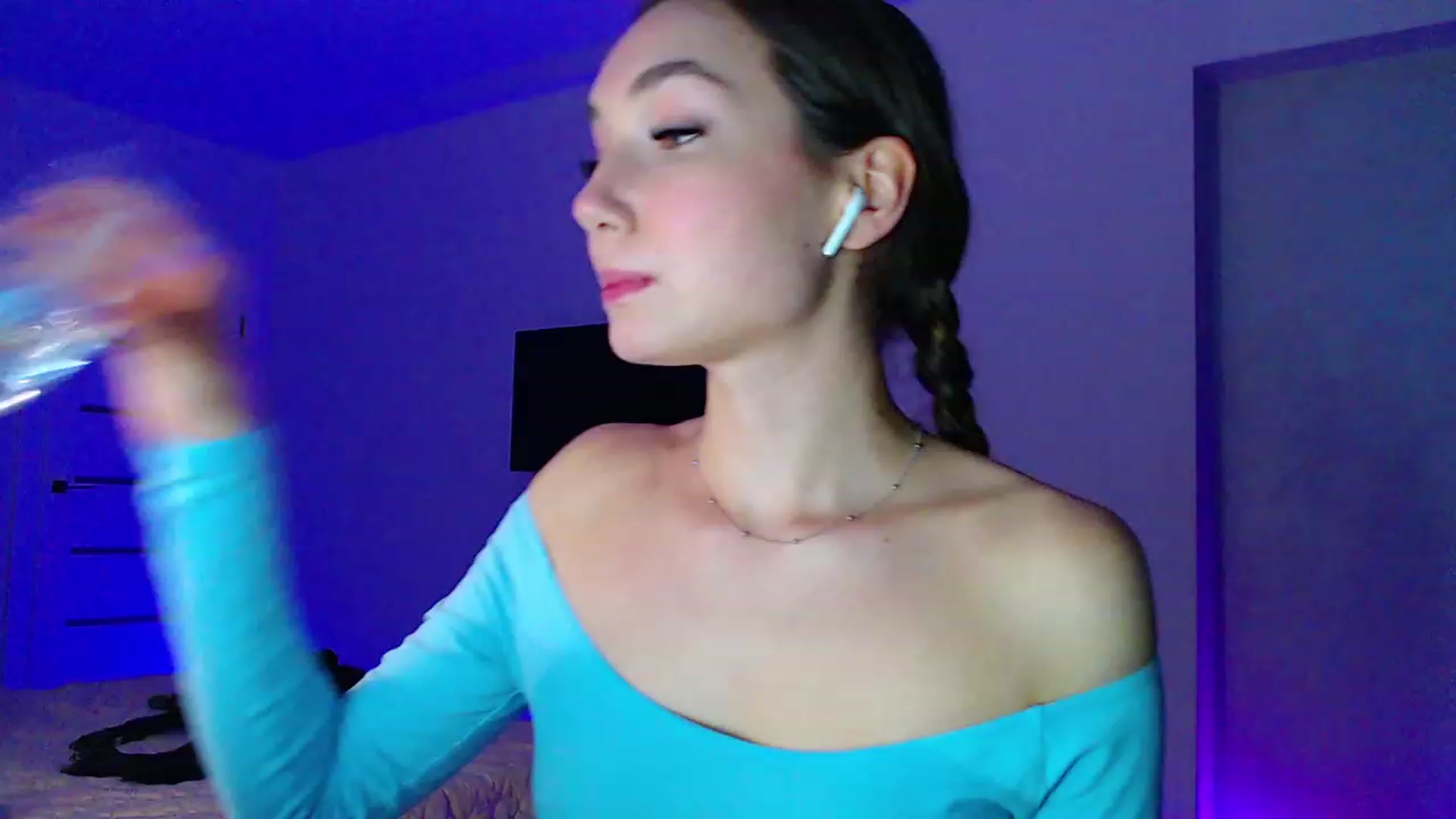 Gallery image thumbnail from Browncat04's myfreecams stream on, 08/13/2023, 17:48 image 17 of 20