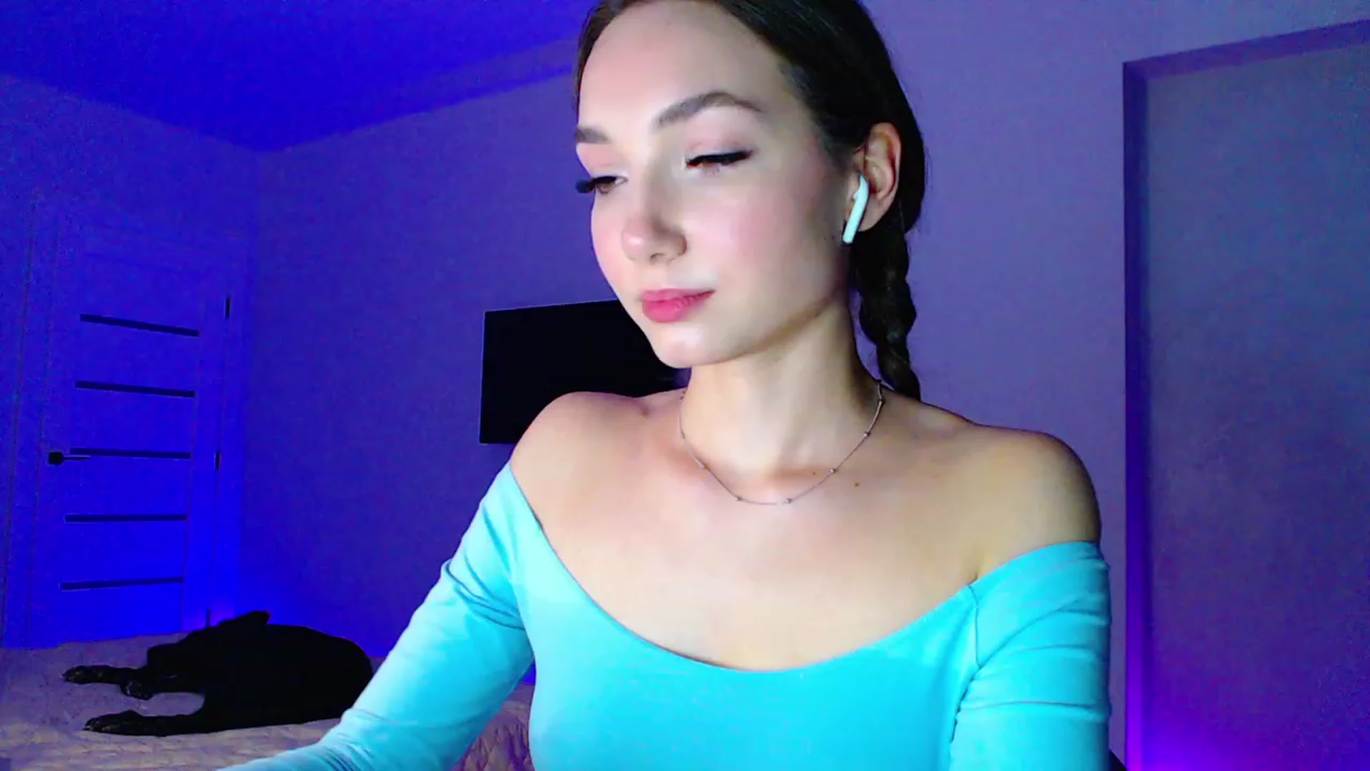Gallery image thumbnail from Browncat04's myfreecams stream on, 08/13/2023, 17:48 image 19 of 20