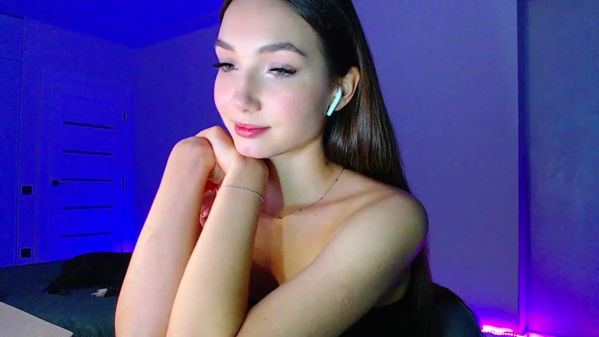 Gallery image thumbnail from Browncat04's myfreecams stream on, 08/31/2023, 15:45 image 15 of 20