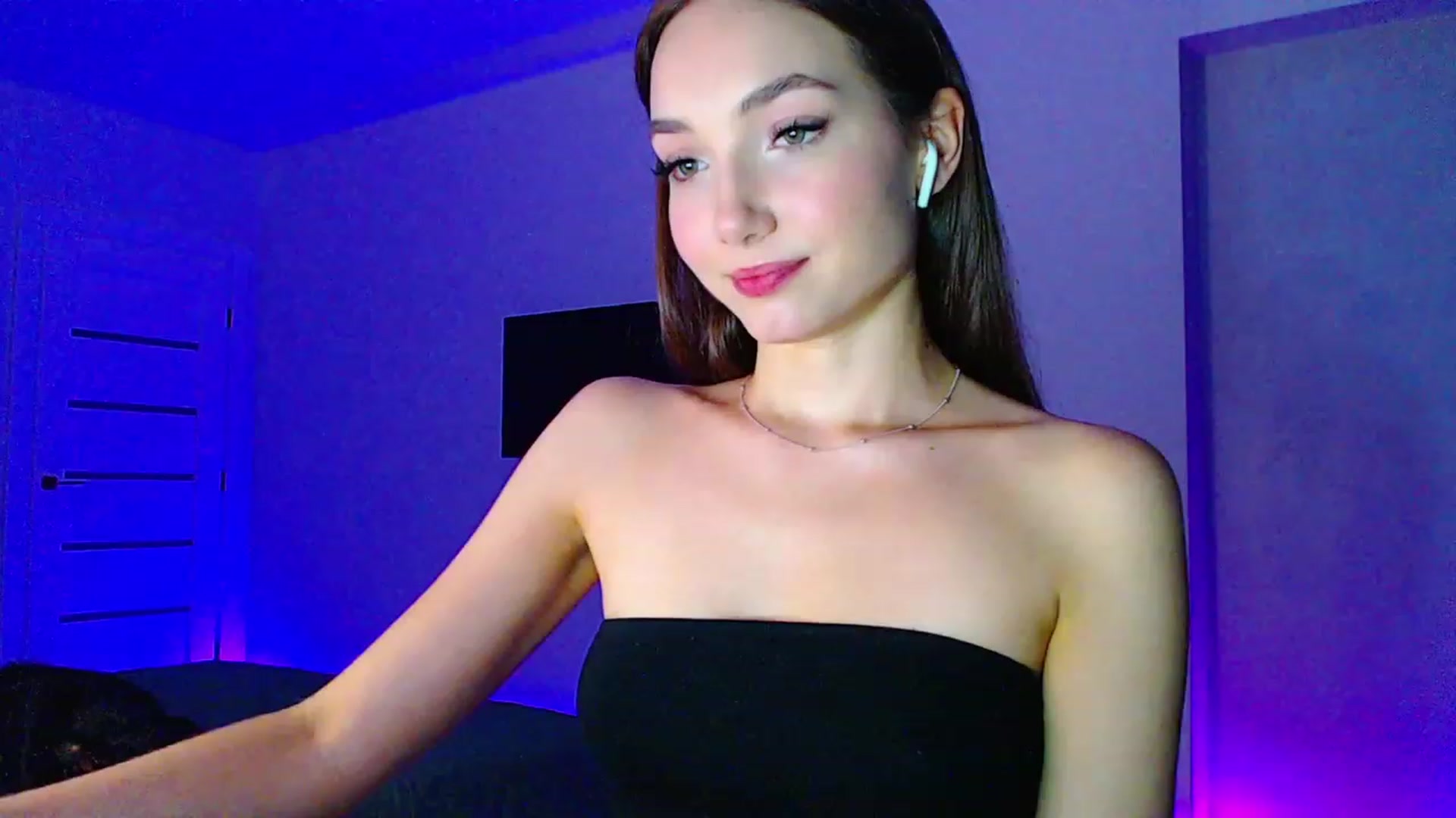 Gallery image thumbnail from Browncat04's myfreecams stream on, 08/31/2023, 16:23 image 20 of 20