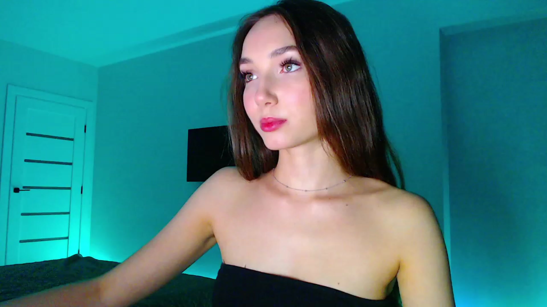 Gallery image thumbnail from Browncat04's myfreecams stream on, 09/27/2023, 17:31 image 9 of 20