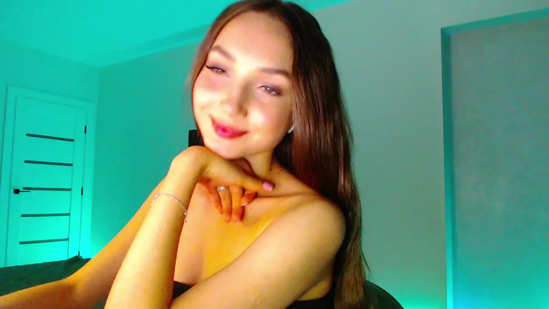 Gallery image thumbnail from Browncat04's myfreecams stream on, 09/27/2023, 17:31 image 7 of 20