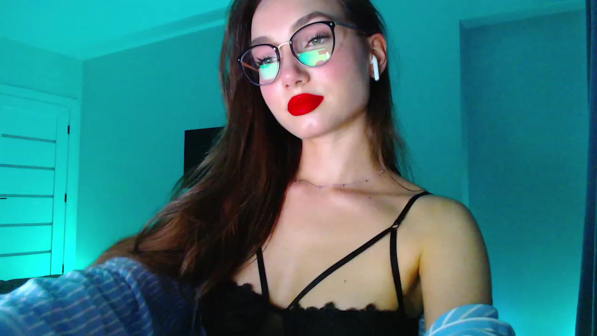 Gallery image thumbnail from Browncat04's myfreecams stream on, 10/10/2023, 16:49 image 1 of 20