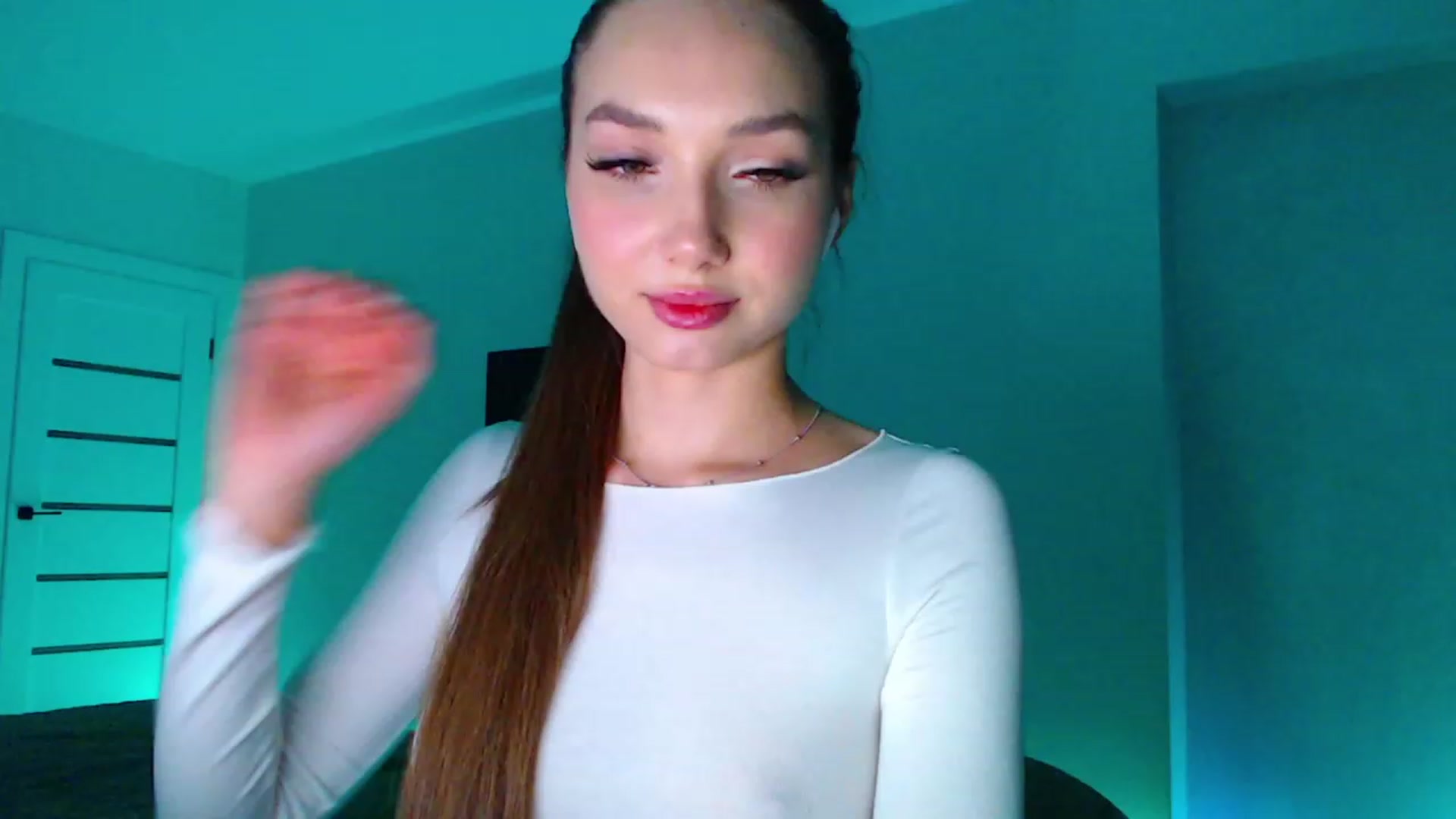 Gallery image thumbnail from Browncat04's myfreecams stream on, 10/18/2023, 17:16 image 16 of 20