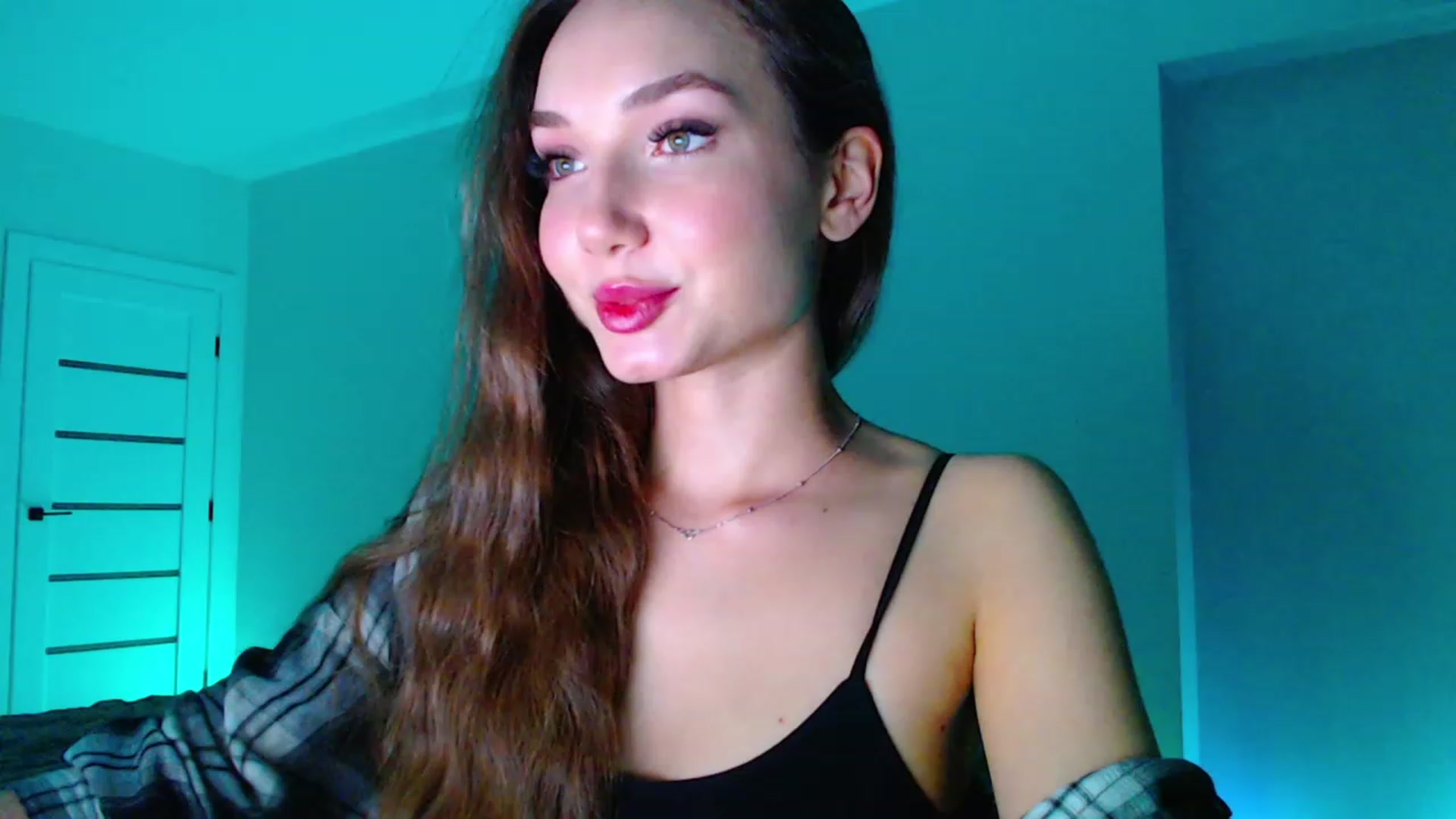 Gallery image thumbnail from Browncat04's myfreecams stream on, 10/19/2023, 17:30 image 2 of 20