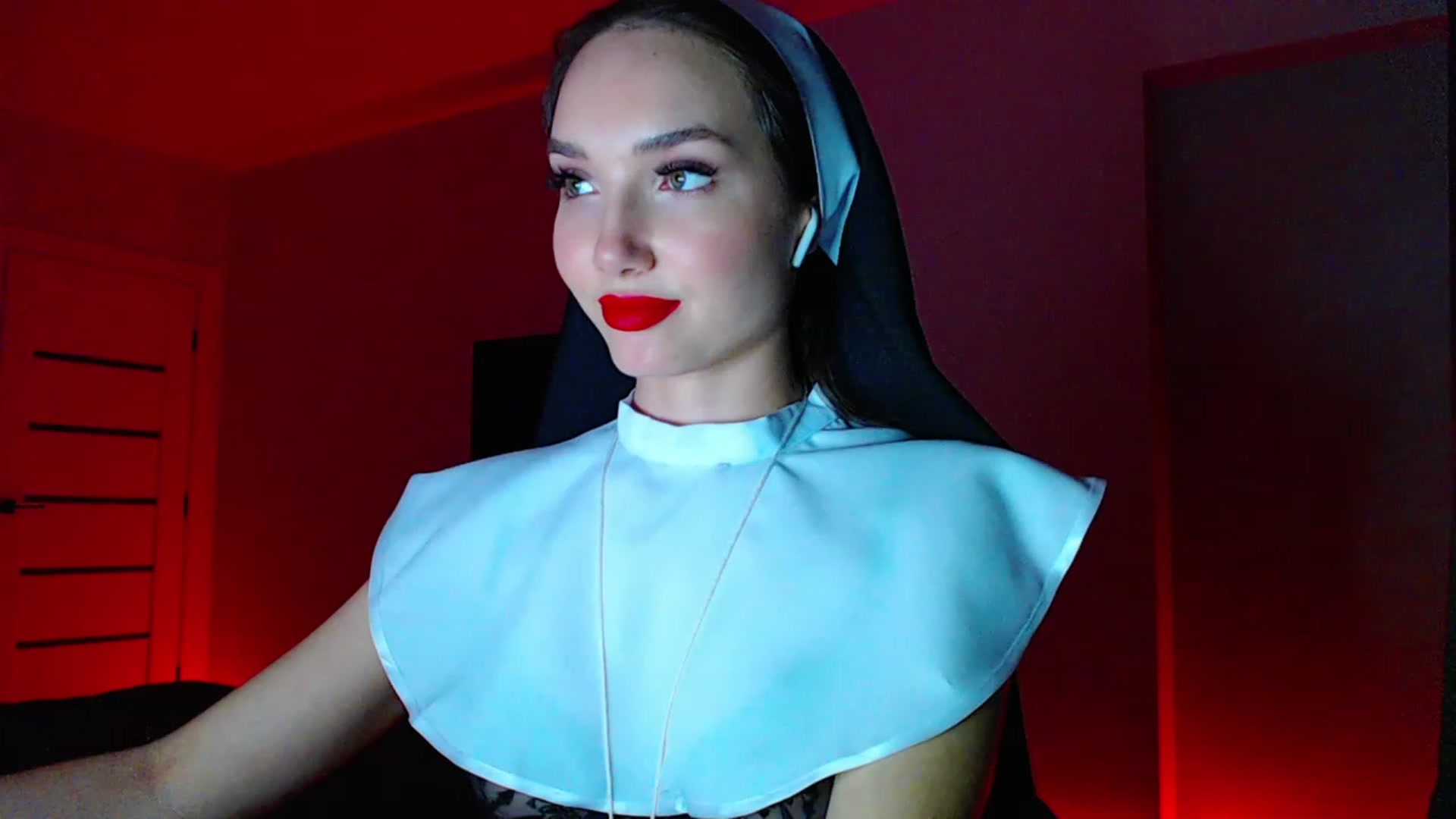 Gallery image thumbnail from Browncat04's myfreecams stream on, 10/30/2023, 17:41 image 15 of 20