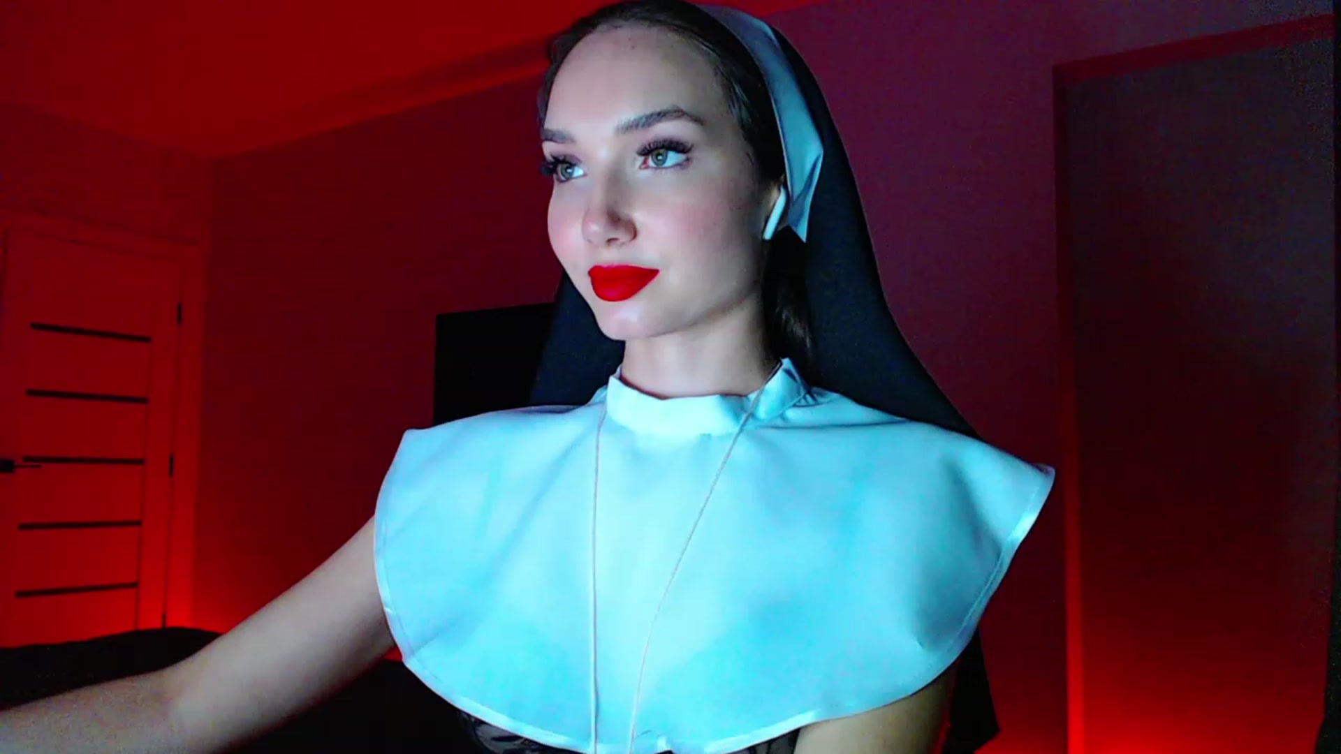 Gallery image thumbnail from Browncat04's myfreecams stream on, 10/30/2023, 17:41 image 14 of 20