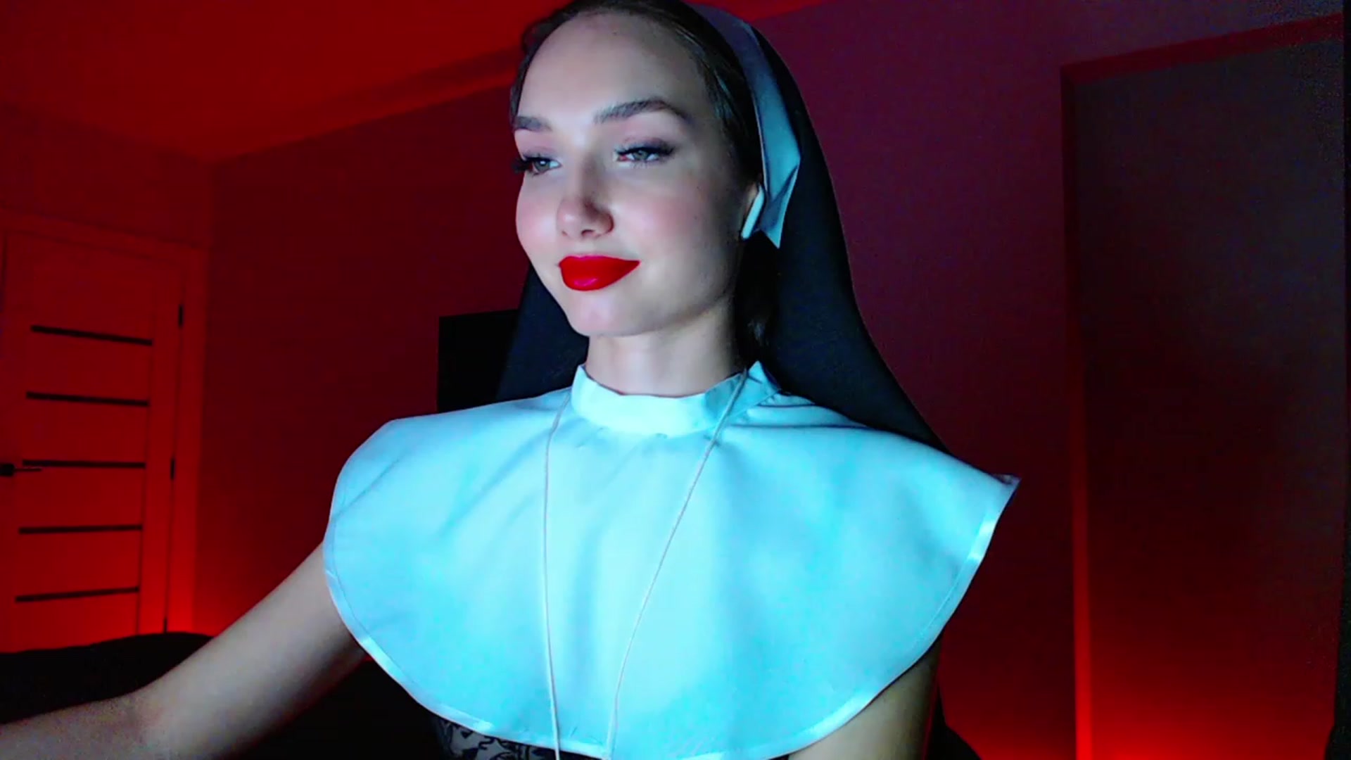 Gallery image thumbnail from Browncat04's myfreecams stream on, 10/30/2023, 17:41 image 17 of 20