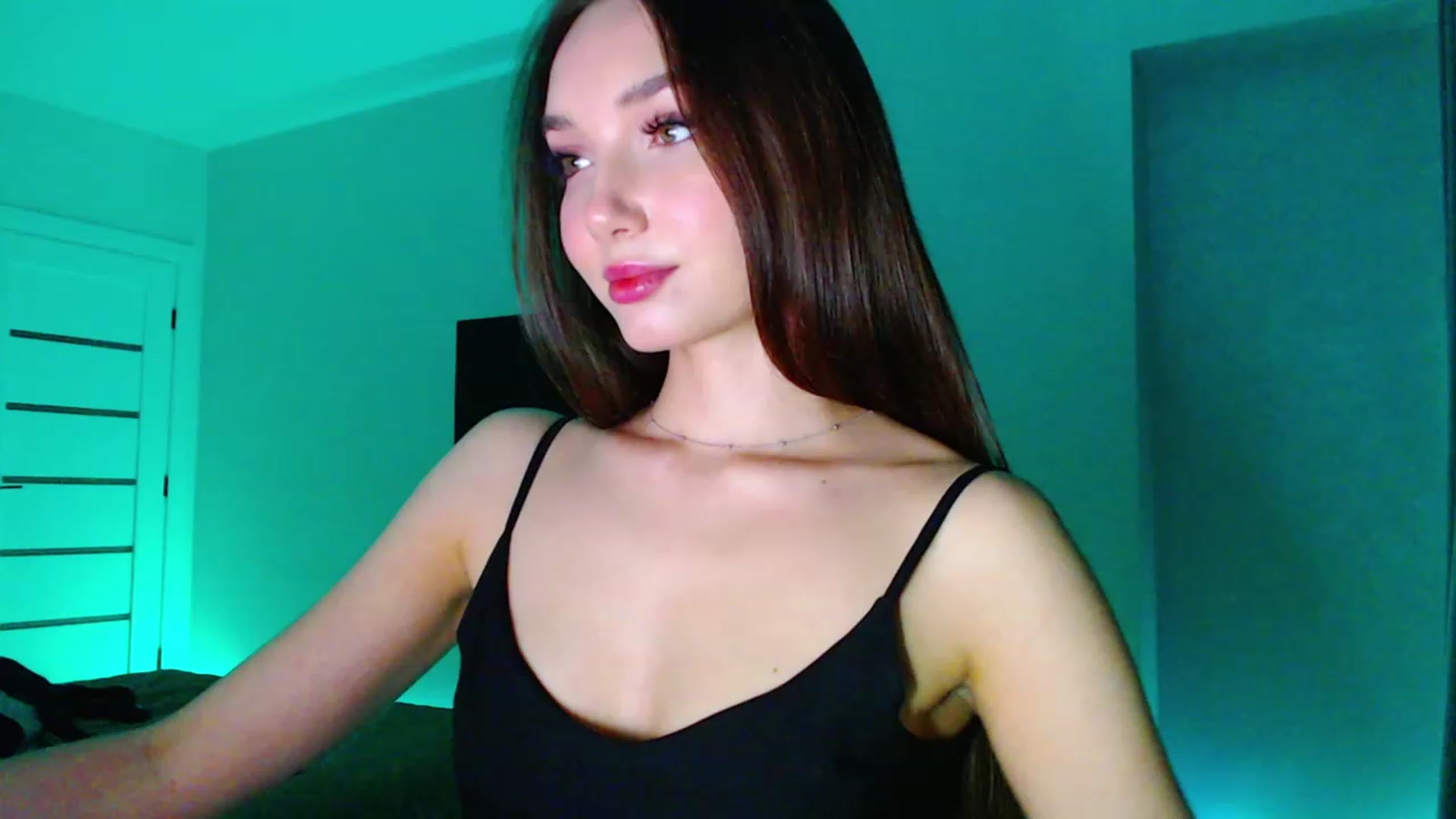 Gallery image thumbnail from Browncat04's myfreecams stream on, 11/05/2023, 16:17 image 7 of 20