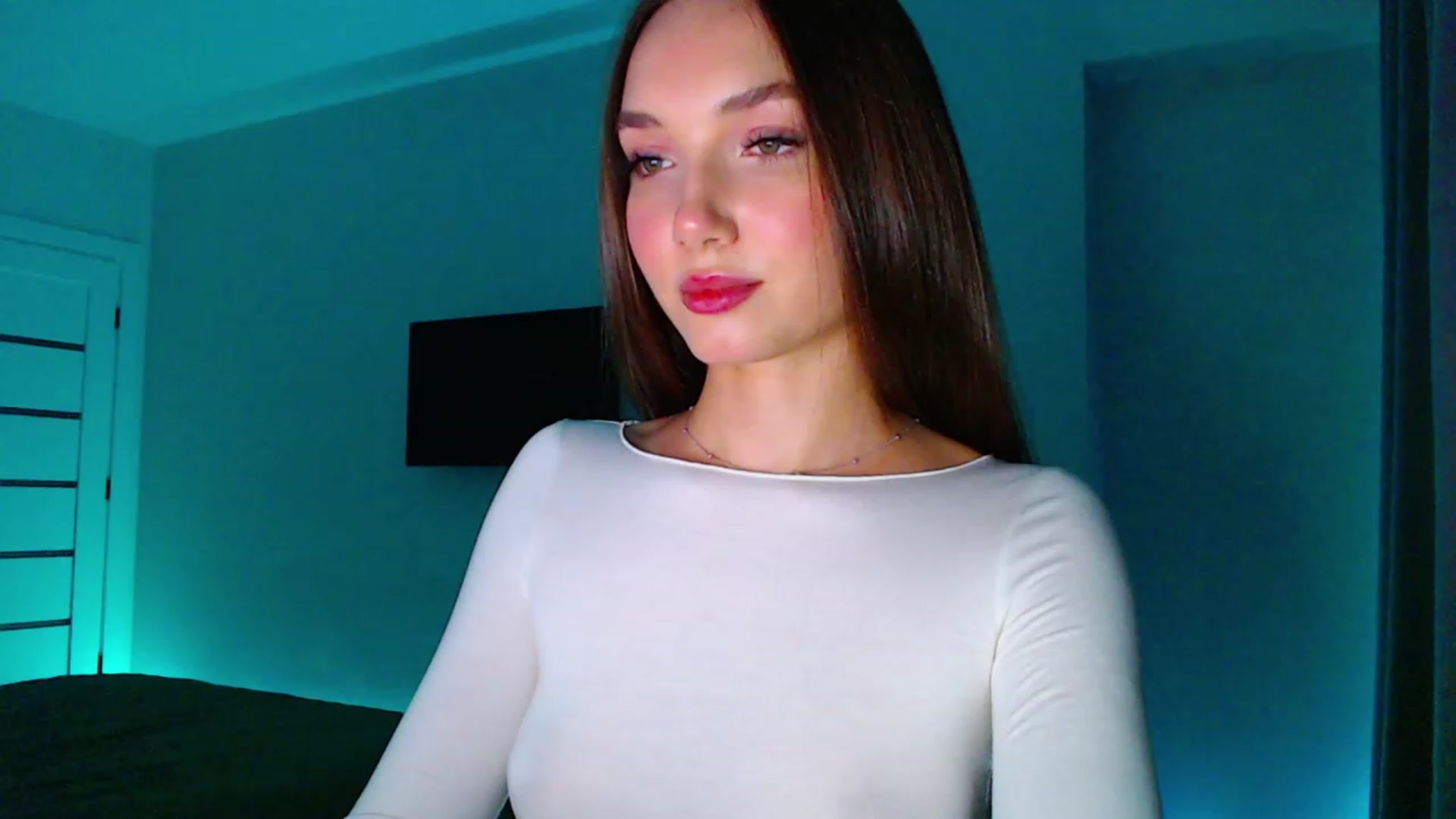 Gallery image thumbnail from Browncat04's myfreecams stream on, 11/14/2023, 17:38 image 18 of 20