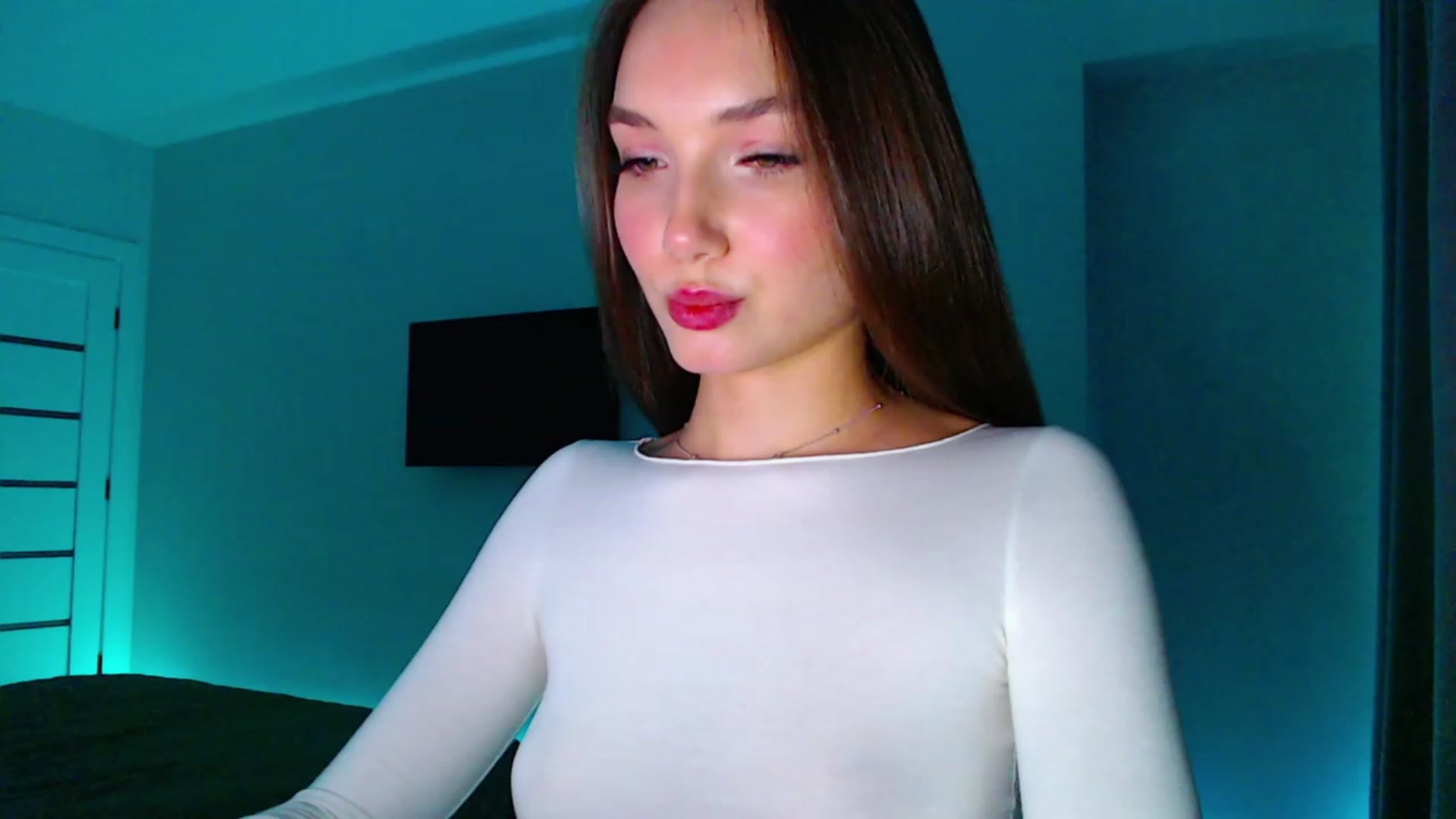 Gallery image thumbnail from Browncat04's myfreecams stream on, 11/14/2023, 17:38 image 11 of 20