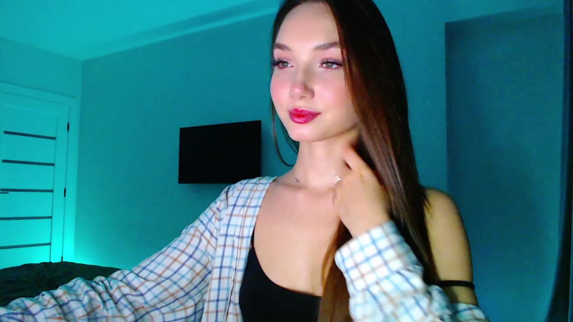 Gallery image thumbnail from Browncat04's myfreecams stream on, 11/16/2023, 14:03 image 8 of 20