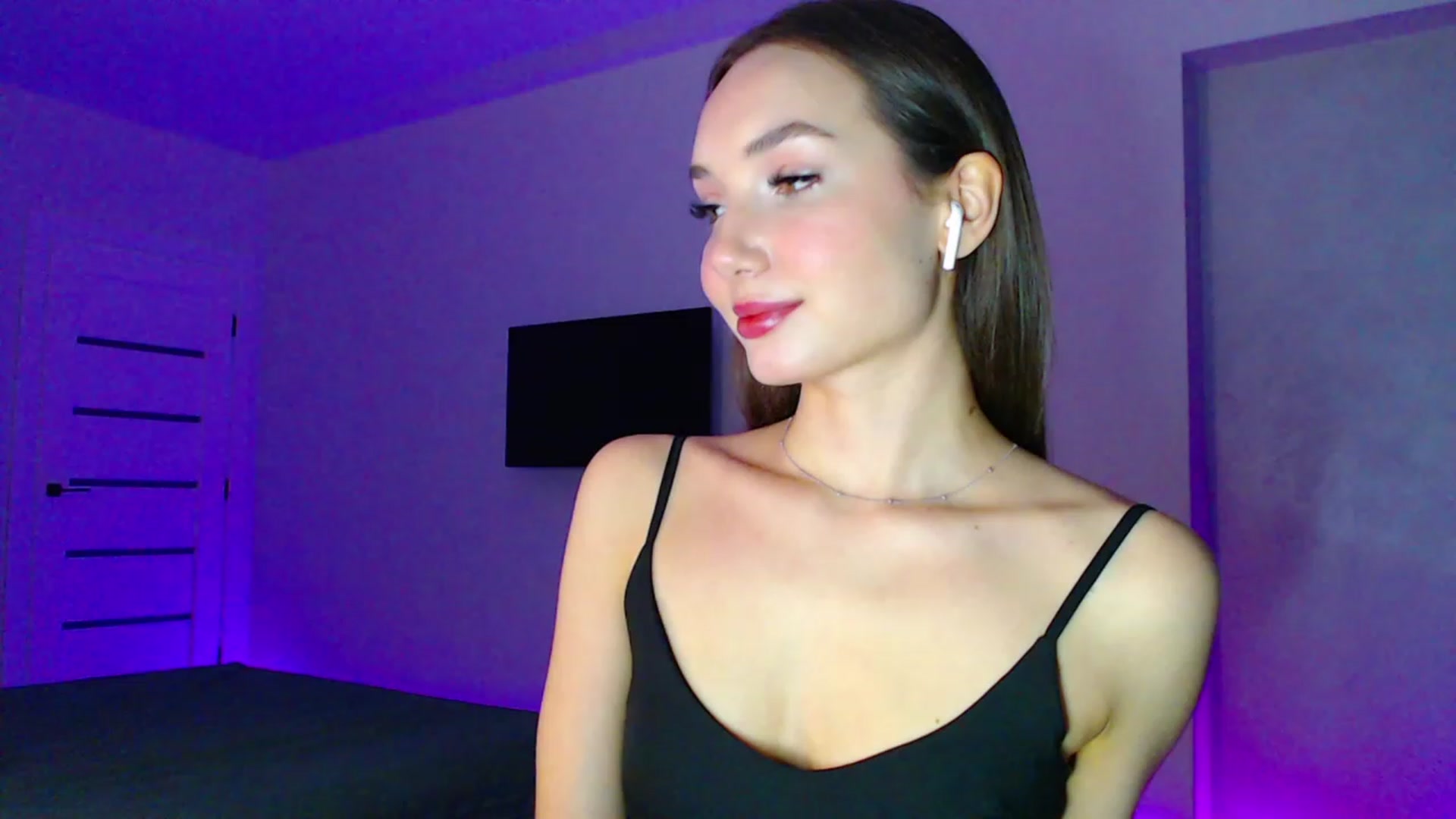 Gallery image thumbnail from Browncat04's myfreecams stream on, 11/23/2023, 15:17 image 7 of 20