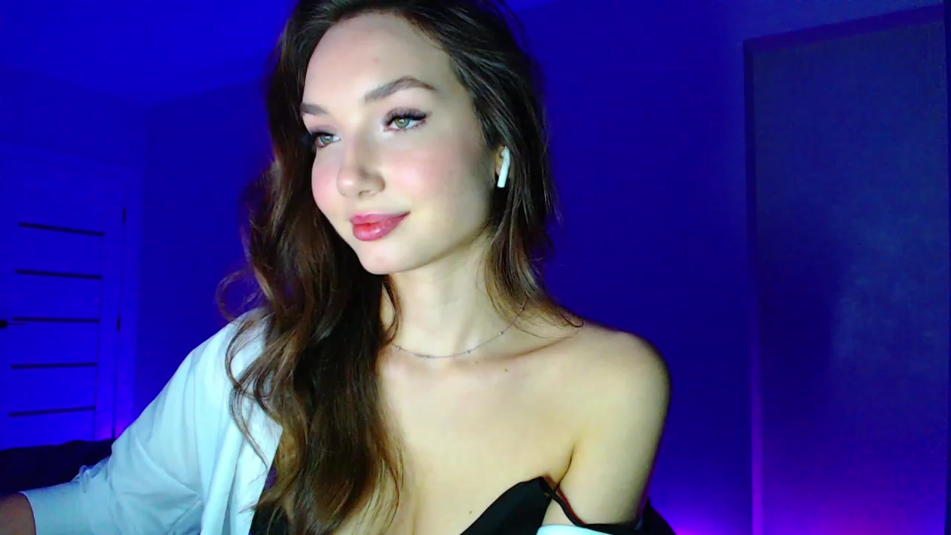 Gallery image thumbnail from Browncat04's myfreecams stream on, 11/27/2023, 17:27 image 9 of 20