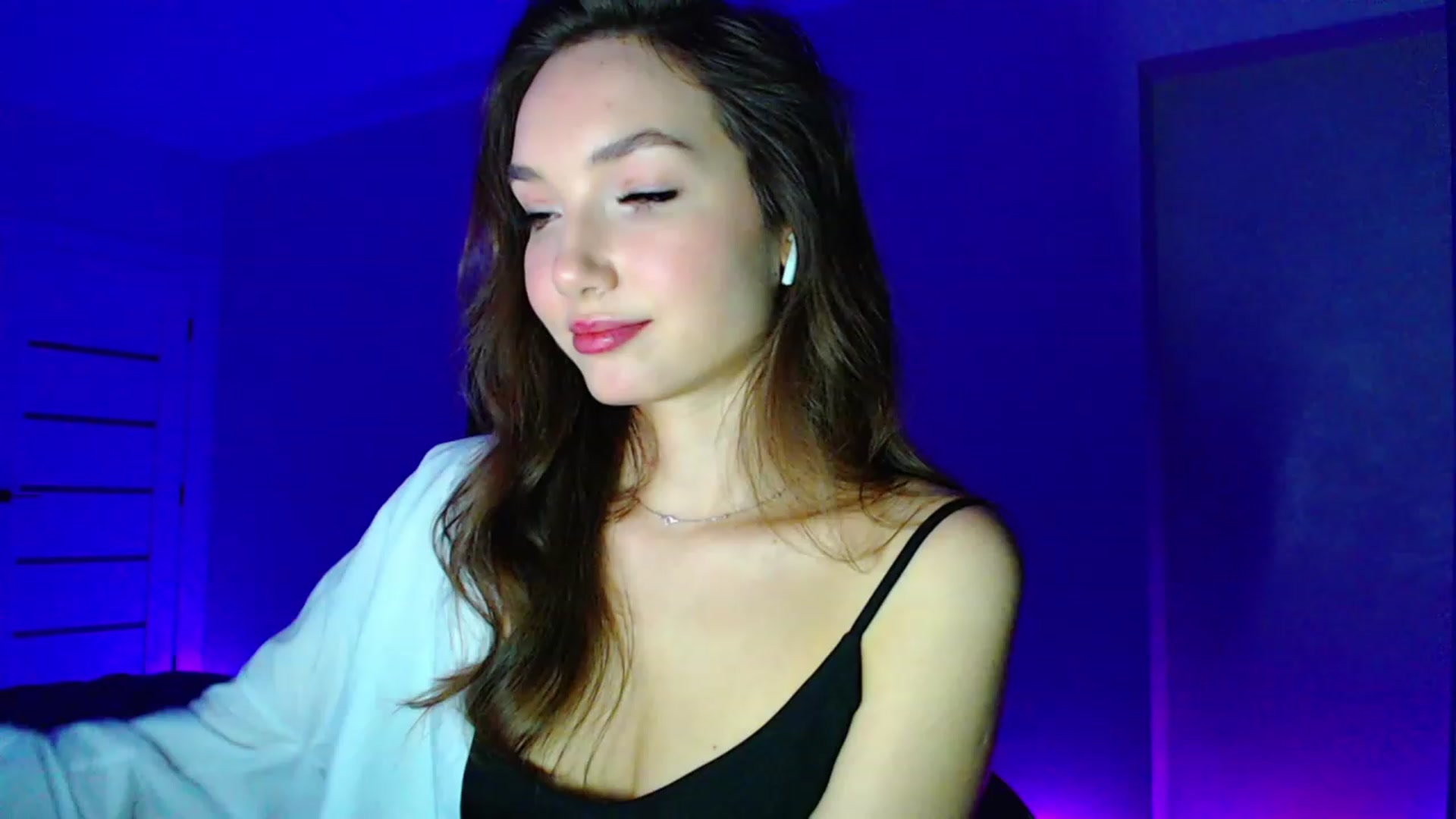 Gallery image thumbnail from Browncat04's myfreecams stream on, 11/27/2023, 17:27 image 15 of 20