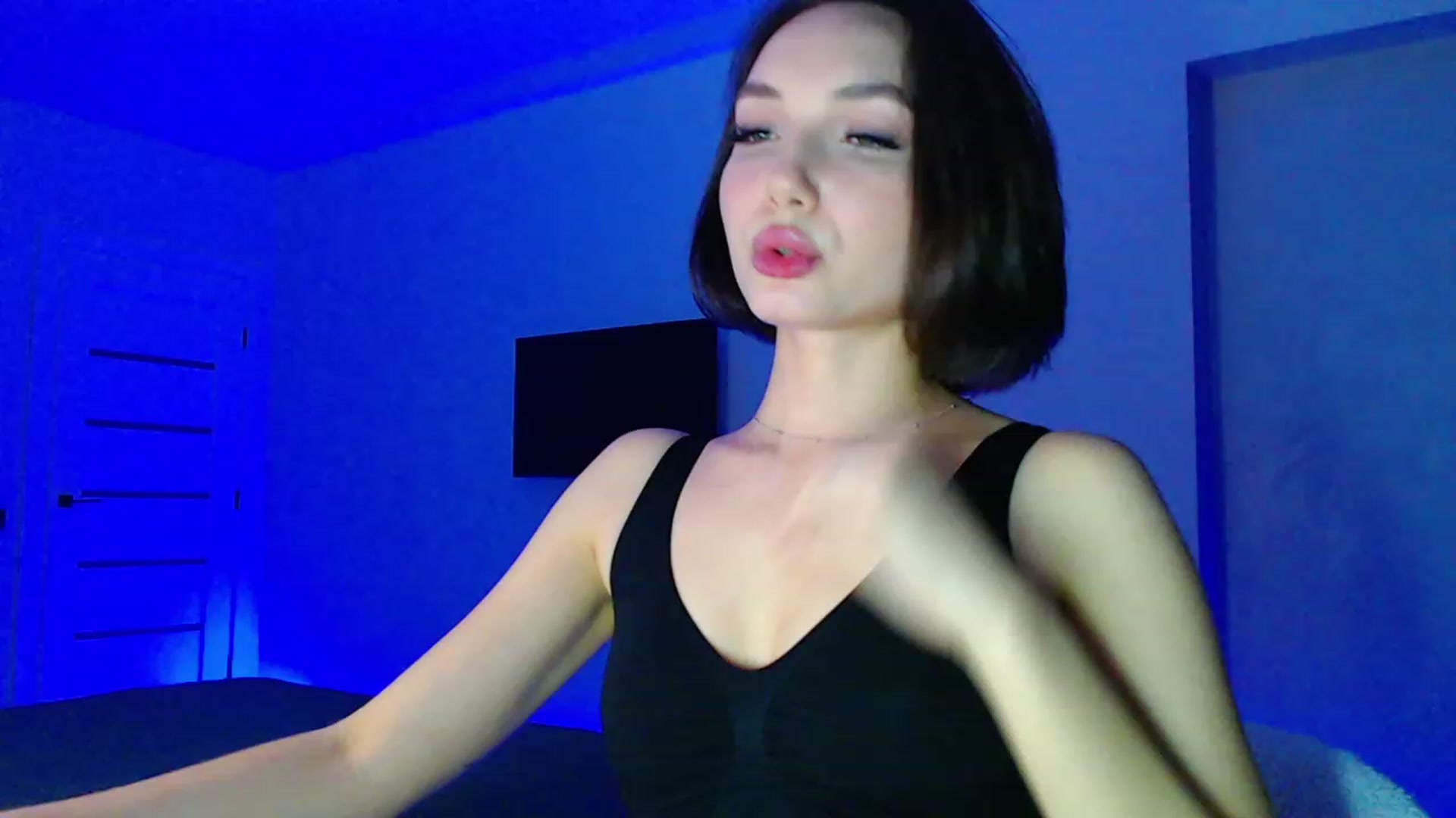 Gallery image thumbnail from Browncat04's myfreecams stream on, 01/25/2024, 16:04 image 14 of 20