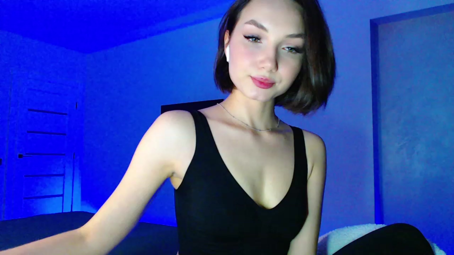 Gallery image thumbnail from Browncat04's myfreecams stream on, 01/25/2024, 16:04 image 7 of 20