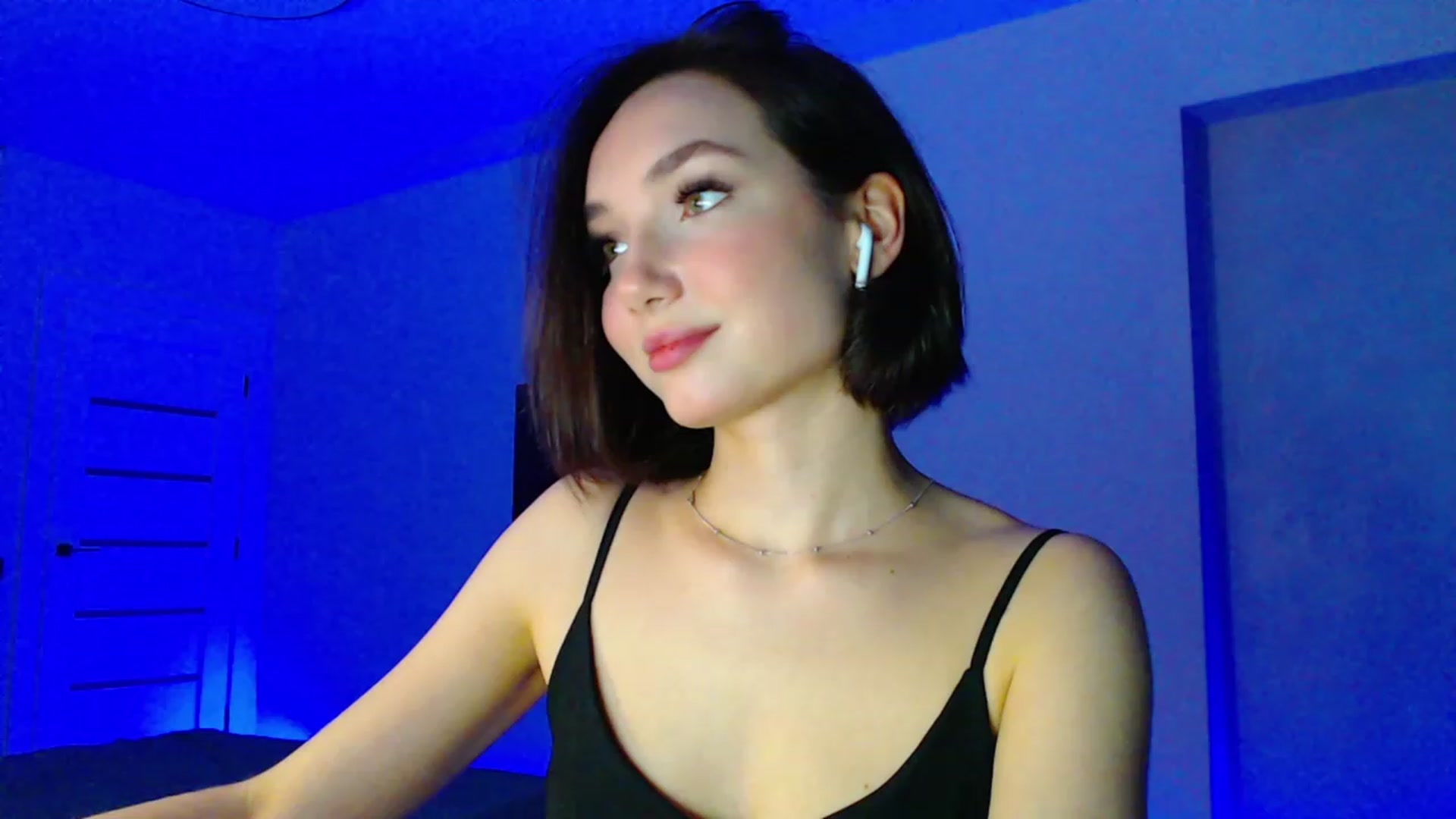 Gallery image thumbnail from Browncat04's myfreecams stream on, 02/03/2024, 18:13 image 19 of 20