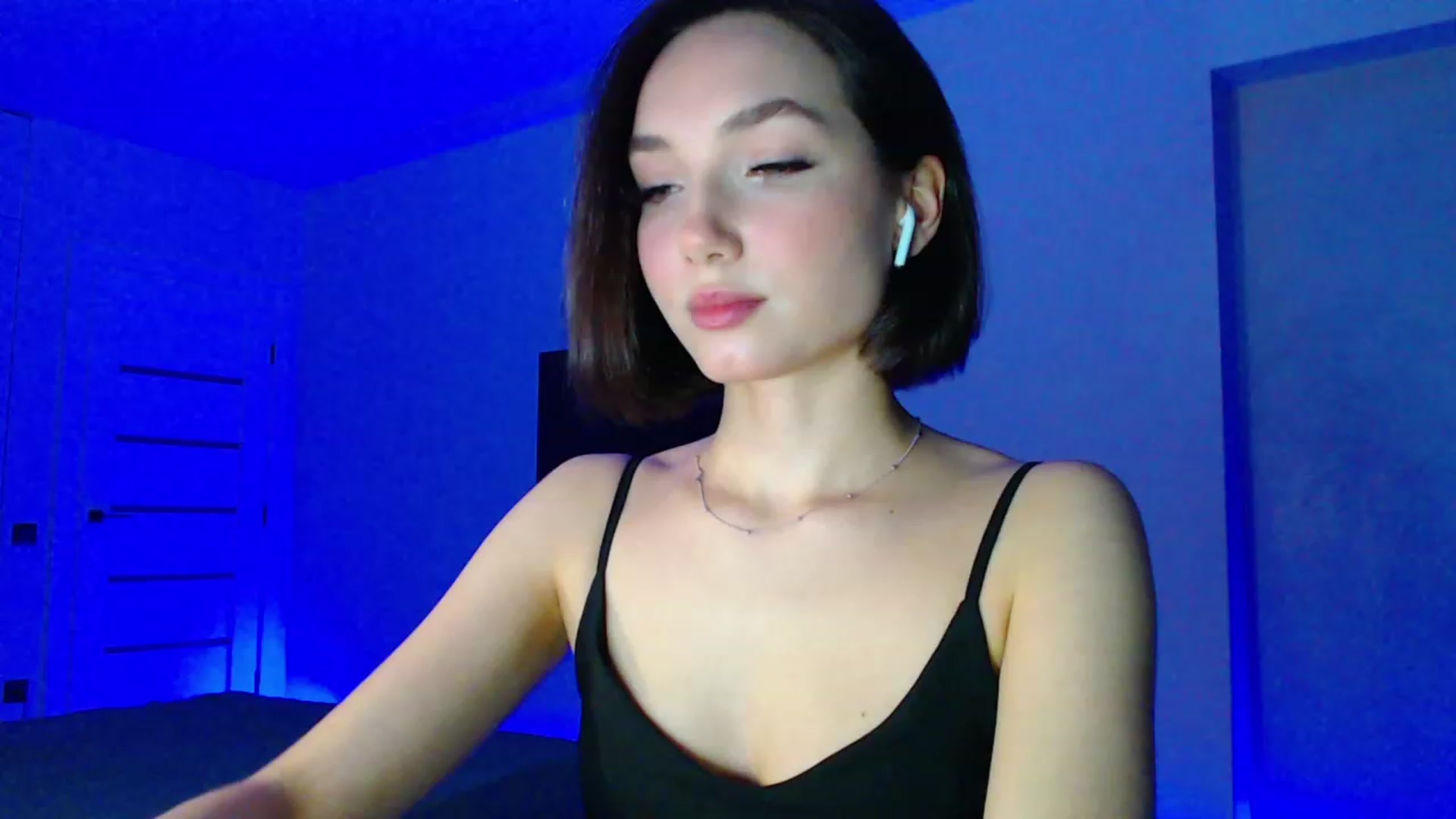 Gallery image thumbnail from Browncat04's myfreecams stream on, 02/03/2024, 18:13 image 1 of 20